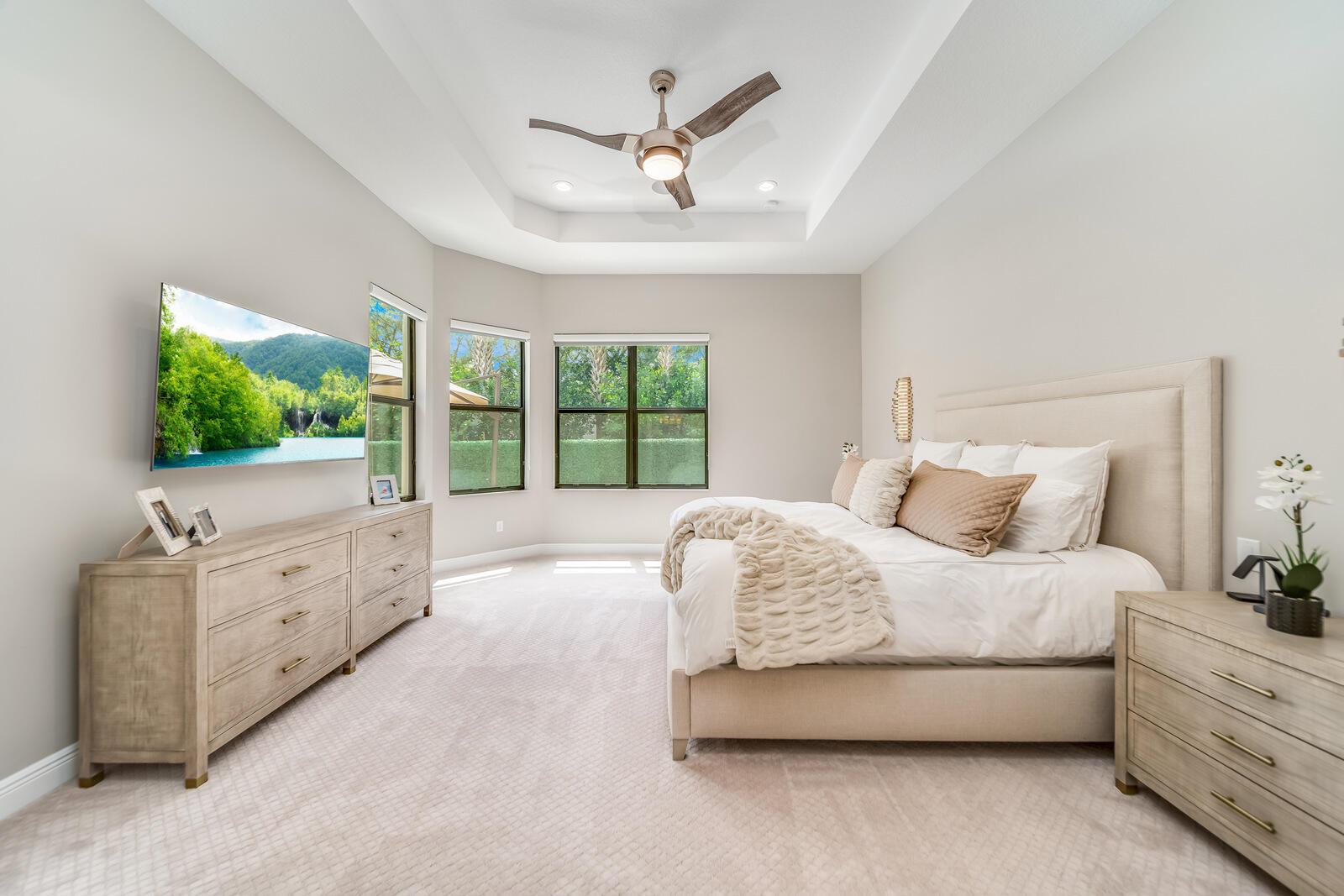 17970 Lake Azure Way