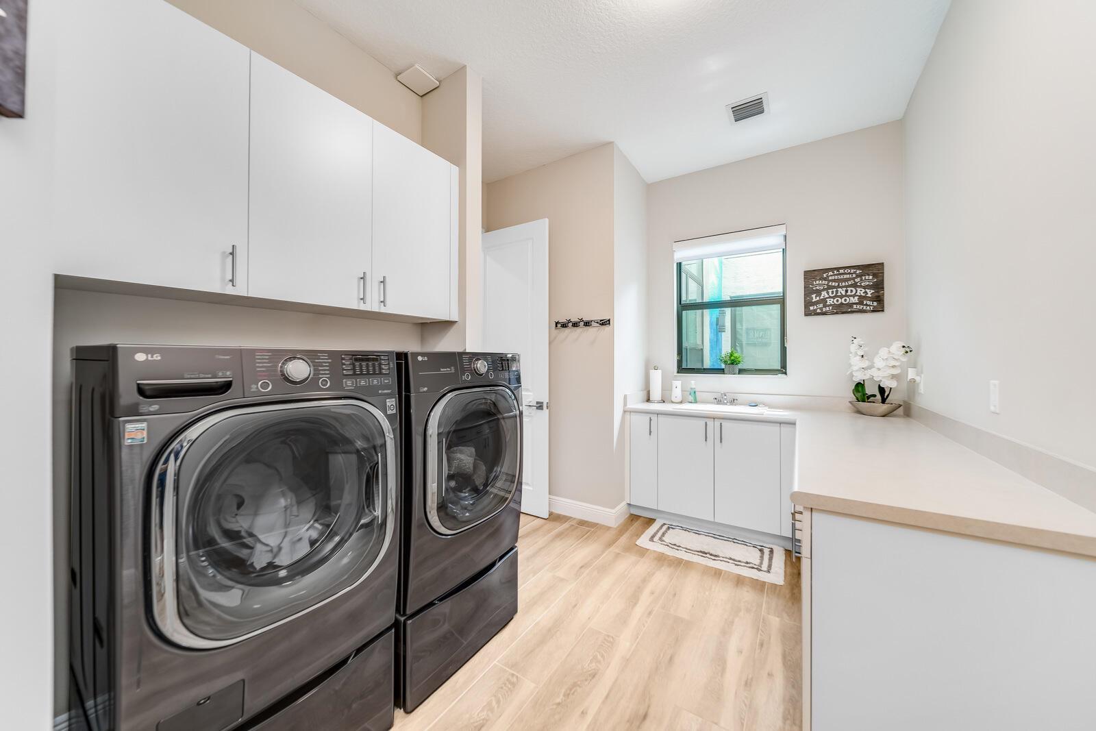 17970 Lake Azure Way