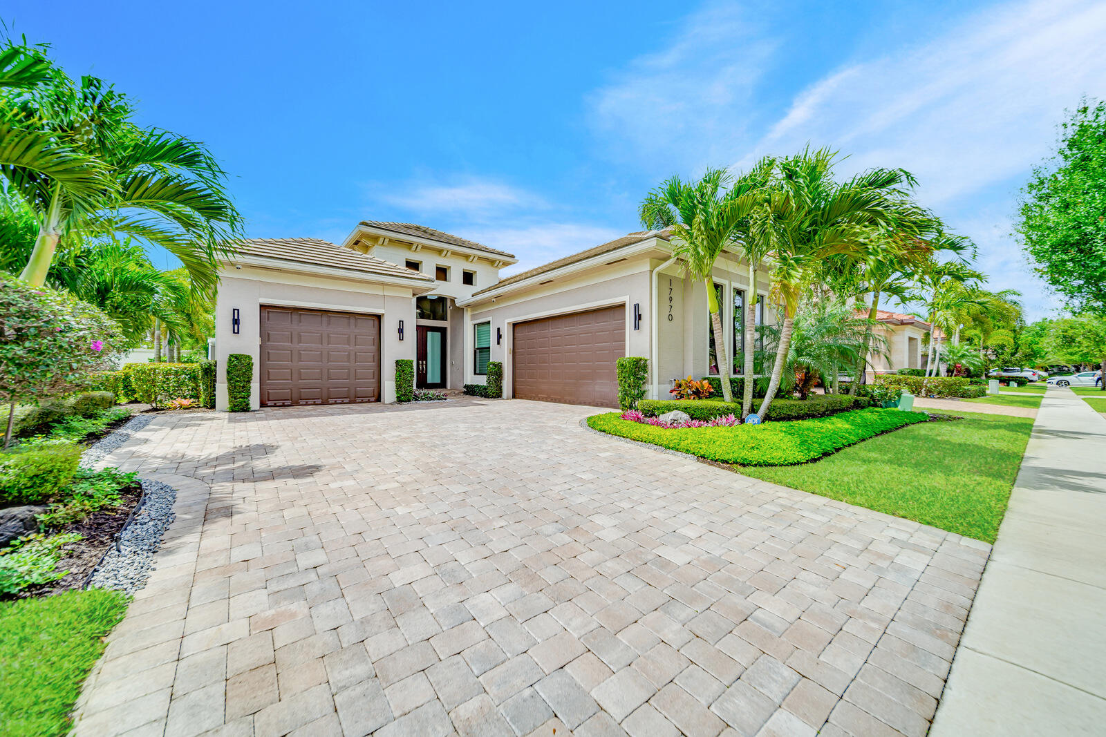 17970 Lake Azure Way