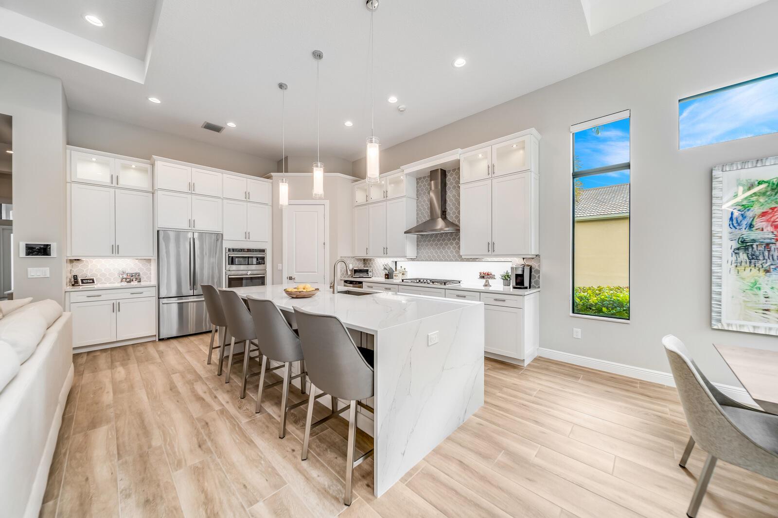 17970 Lake Azure Way