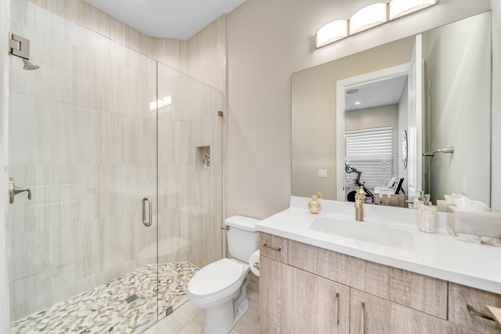 17970 Lake Azure Way