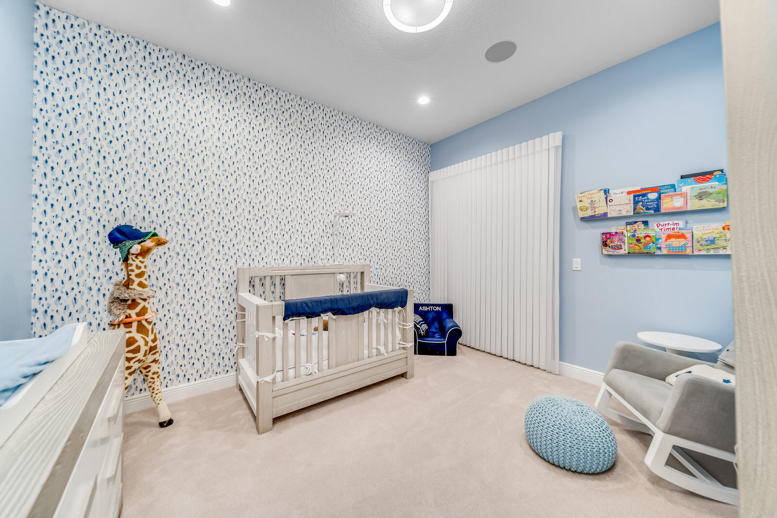 17970 Lake Azure Way