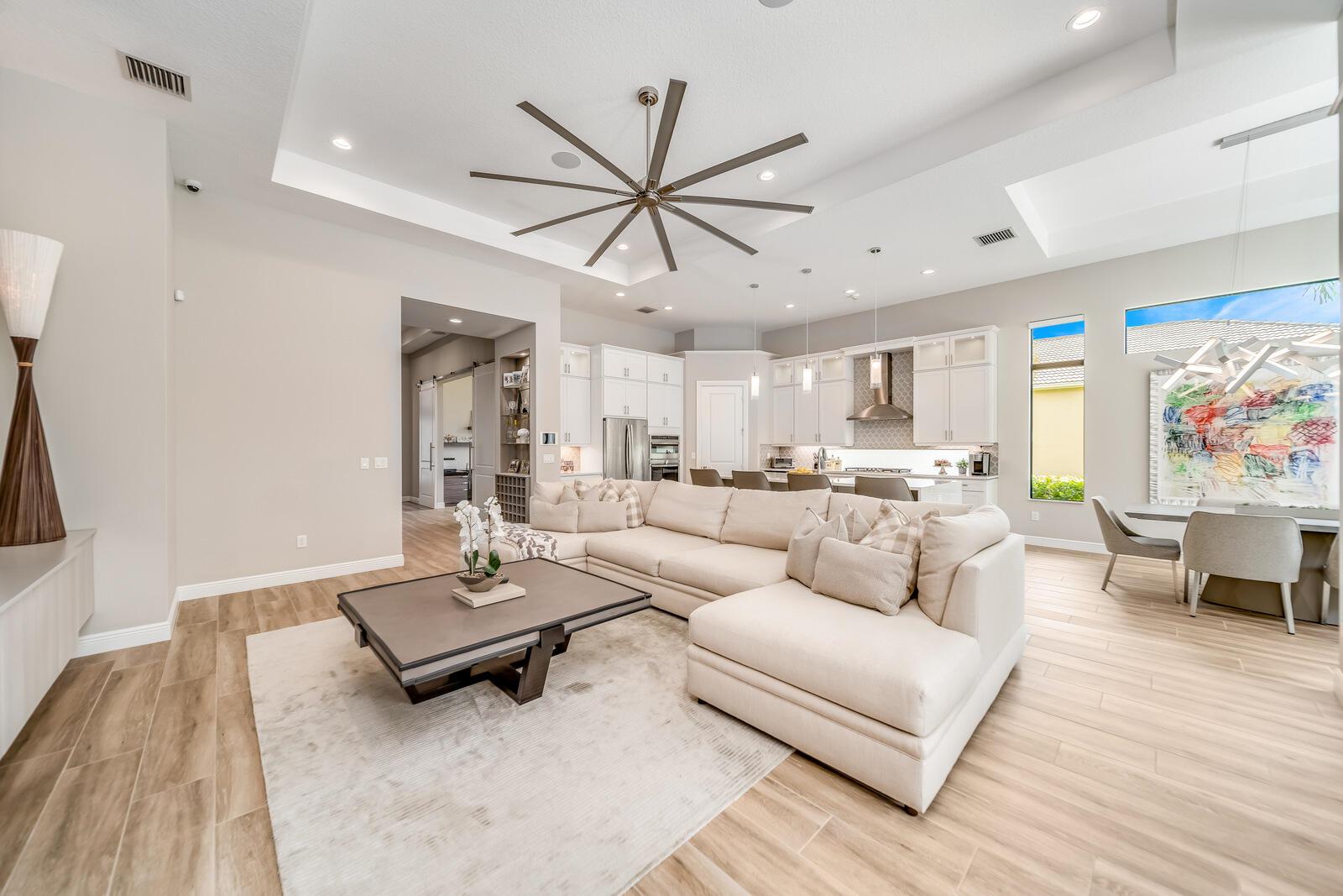 17970 Lake Azure Way