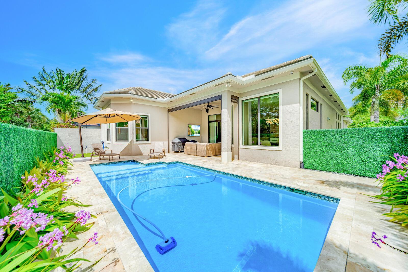 17970 Lake Azure Way