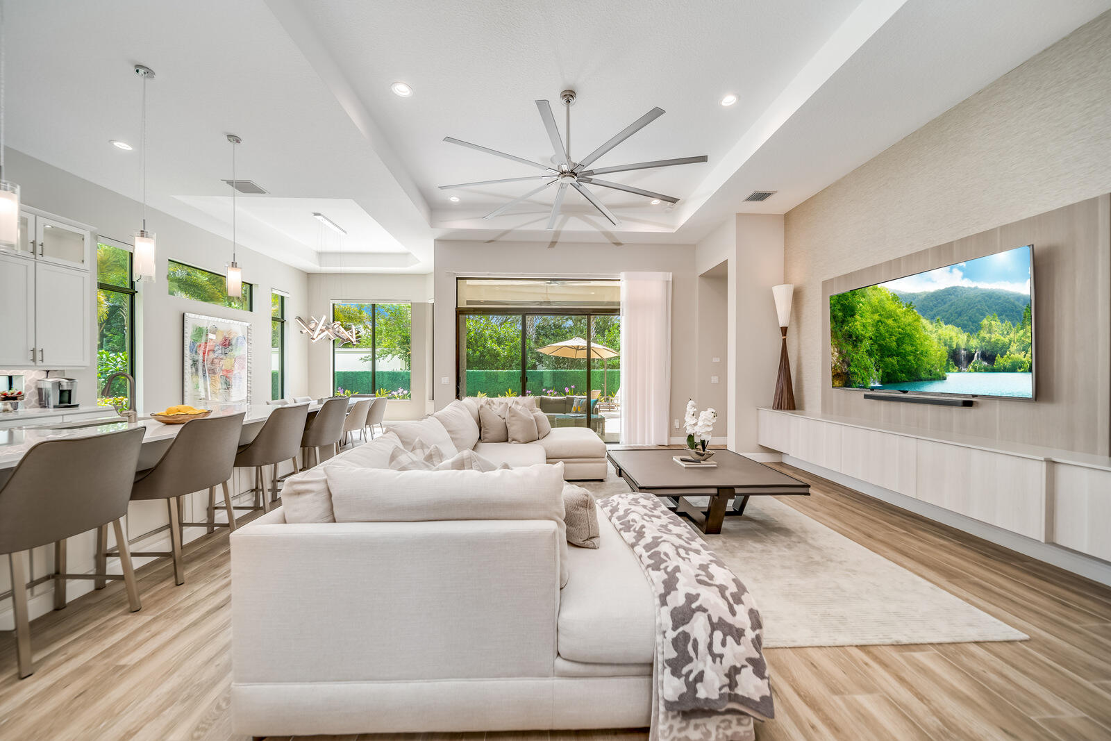 17970 Lake Azure Way