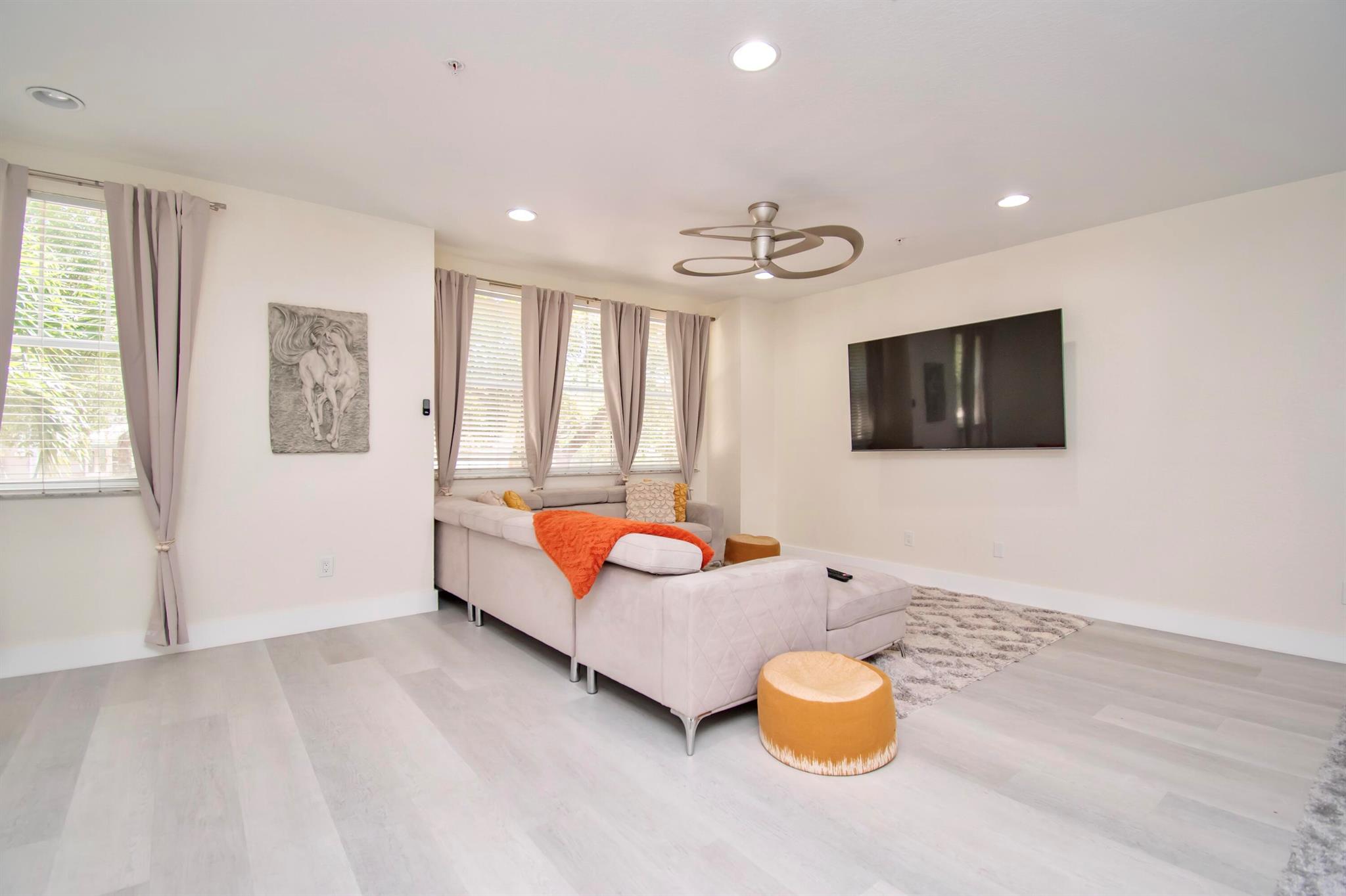 750 Millbrae Court 4