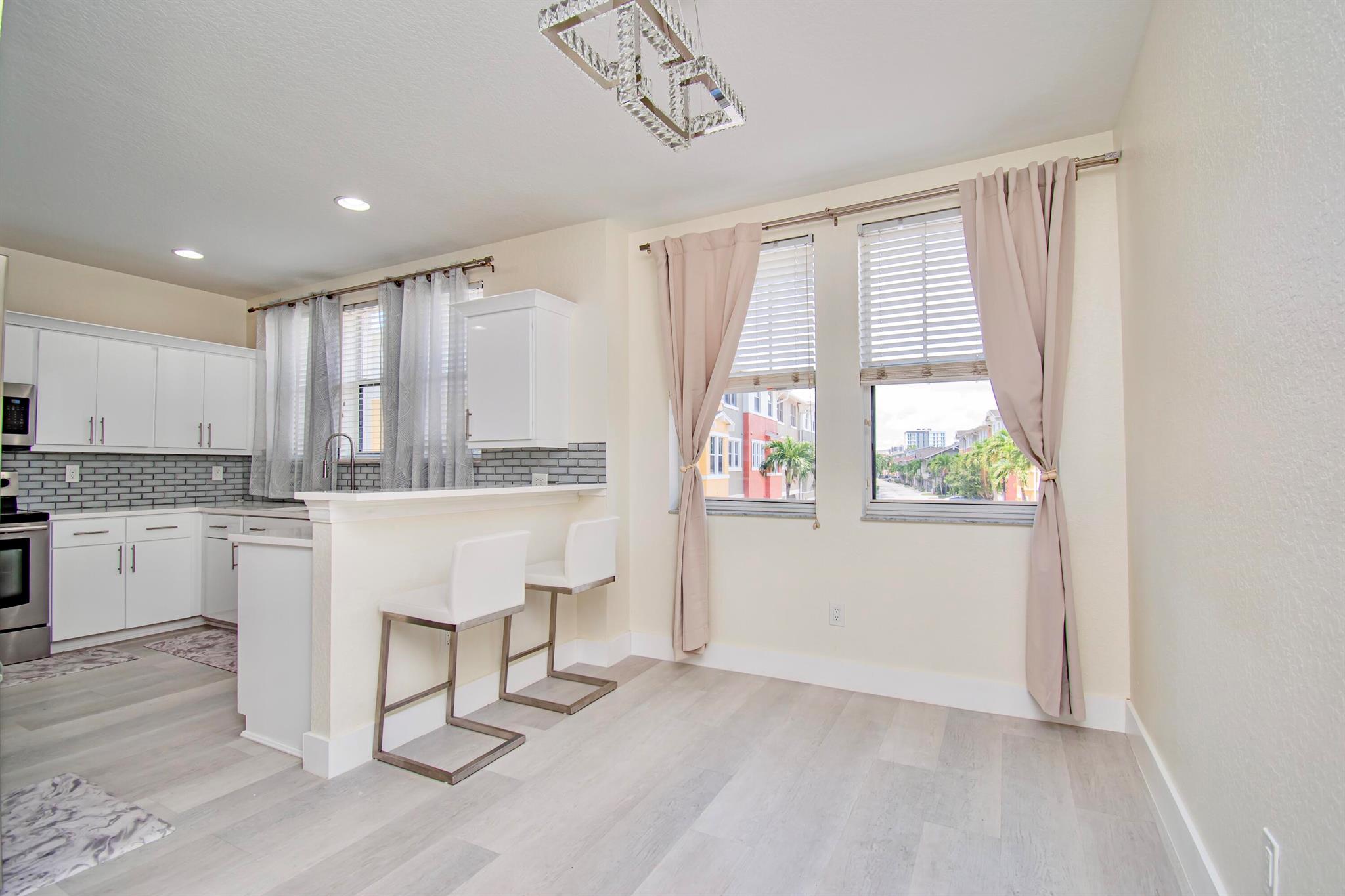 750 Millbrae Court 4