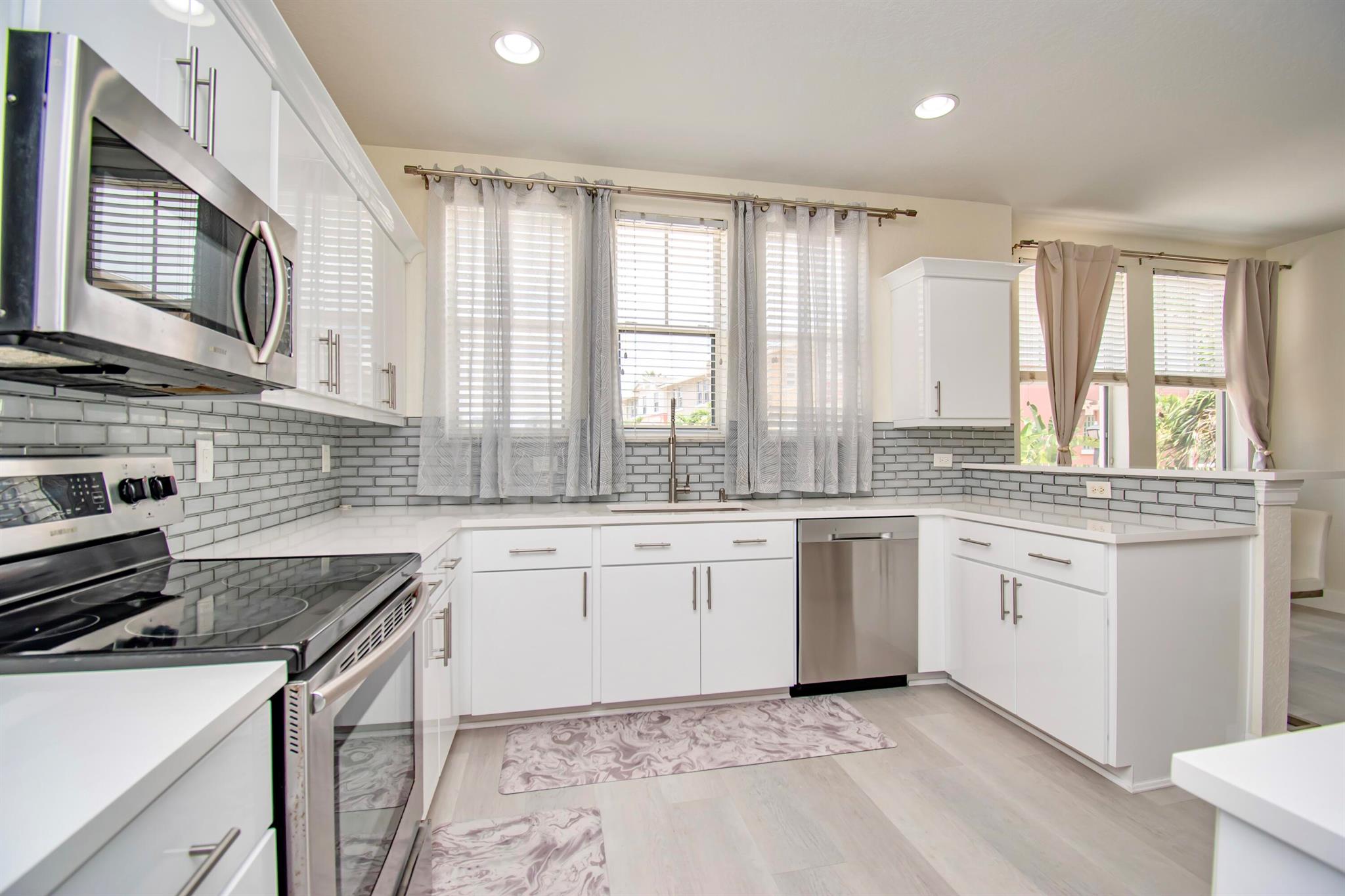 750 Millbrae Court 4