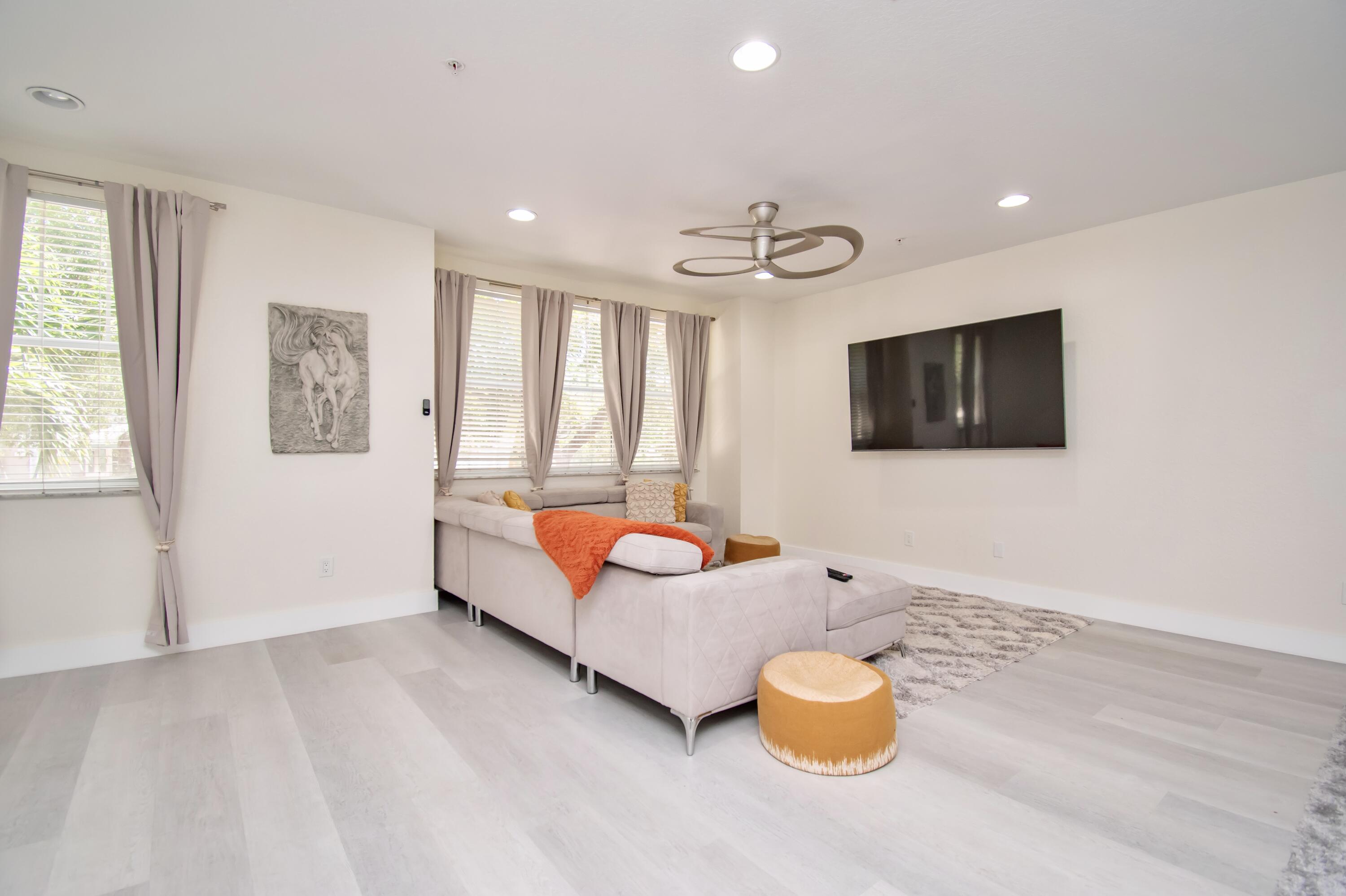 750 Millbrae Court 4