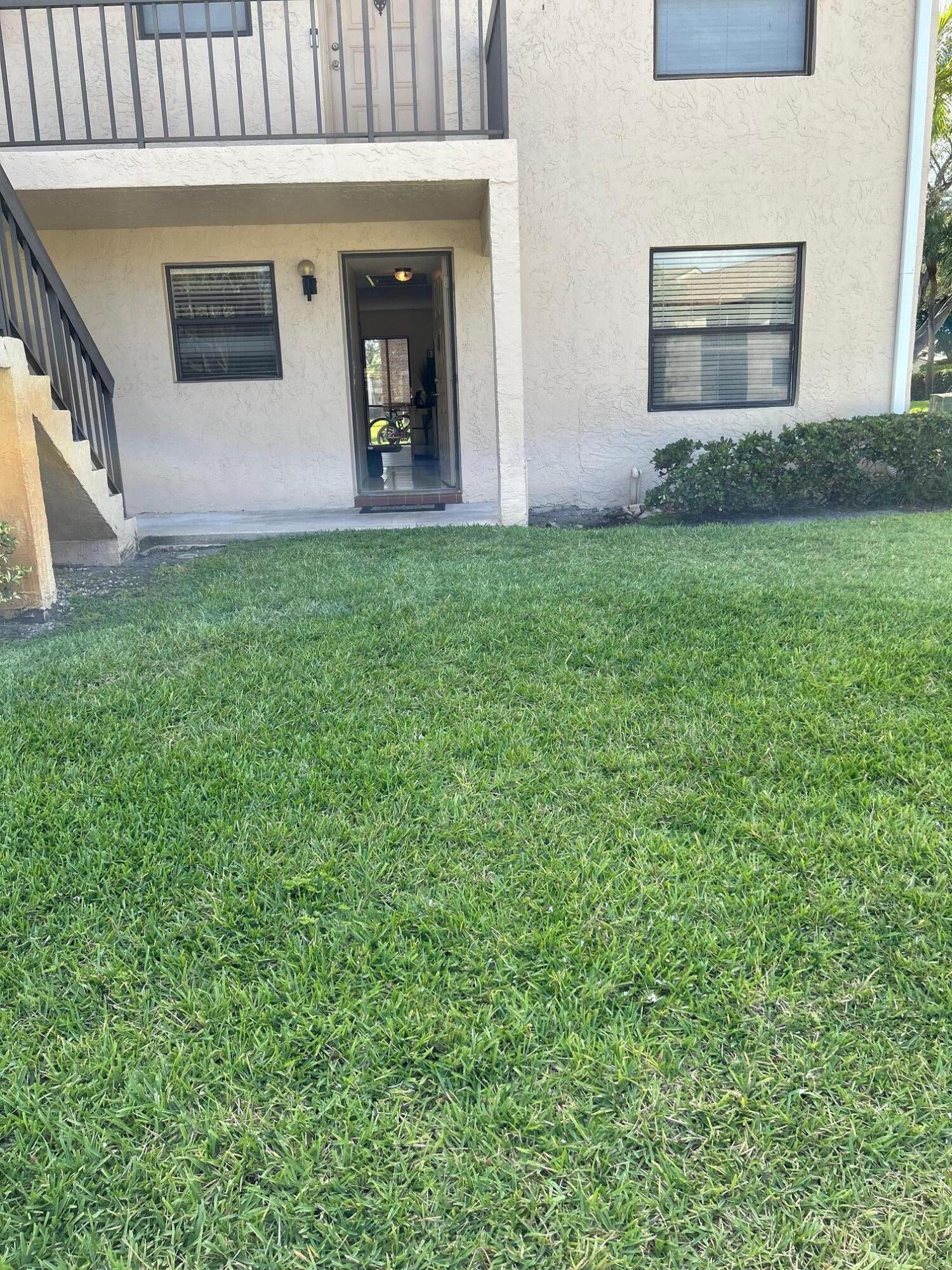 6716 Palmetto Circle S 104