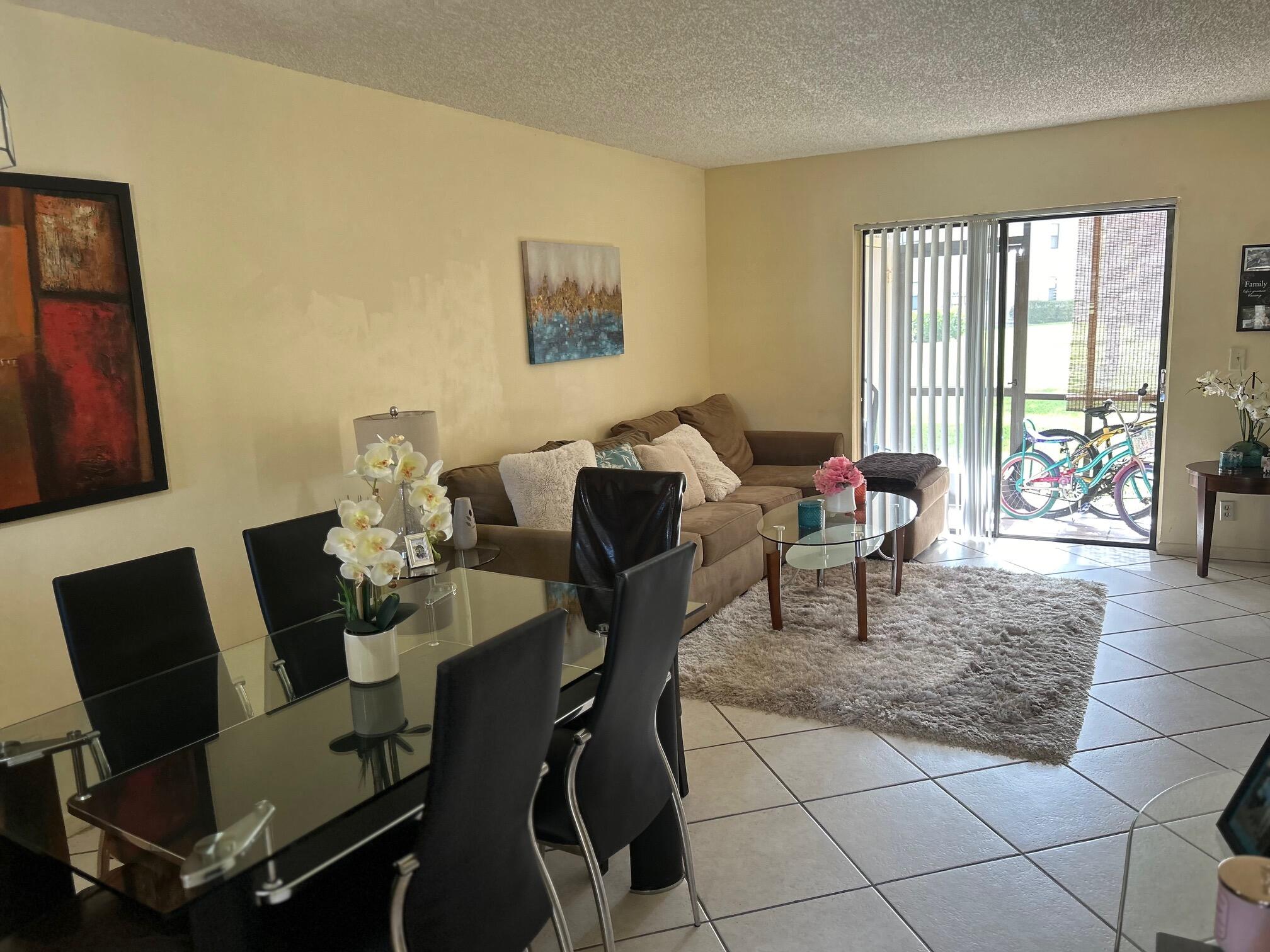 6716 Palmetto Circle S 104