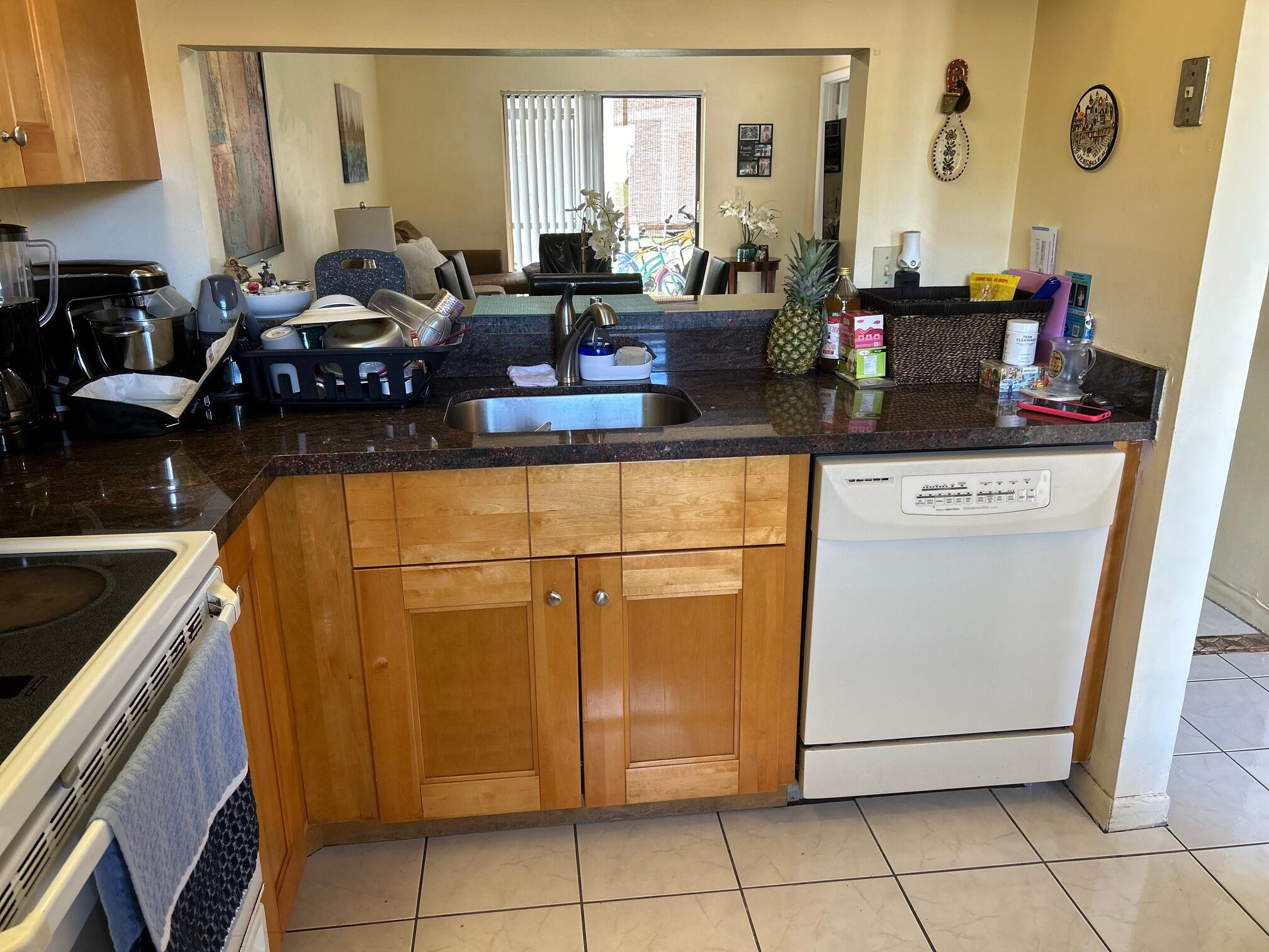 6716 Palmetto Circle S 104