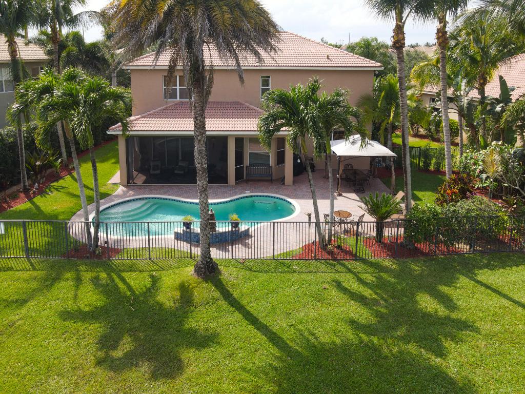 8842 Cobblestone Point Circle