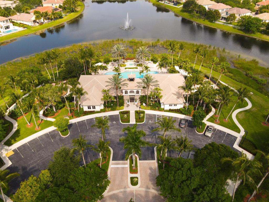 8842 Cobblestone Point Circle