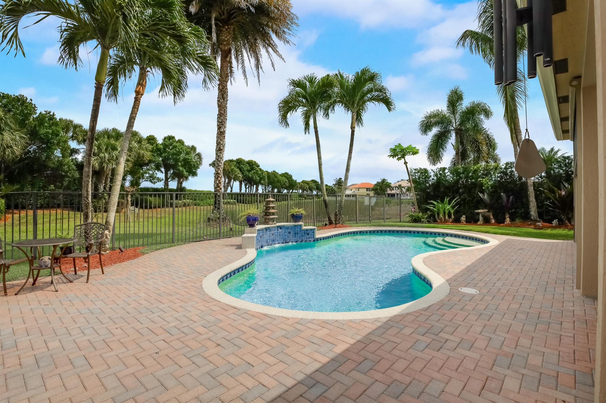 8842 Cobblestone Point Circle