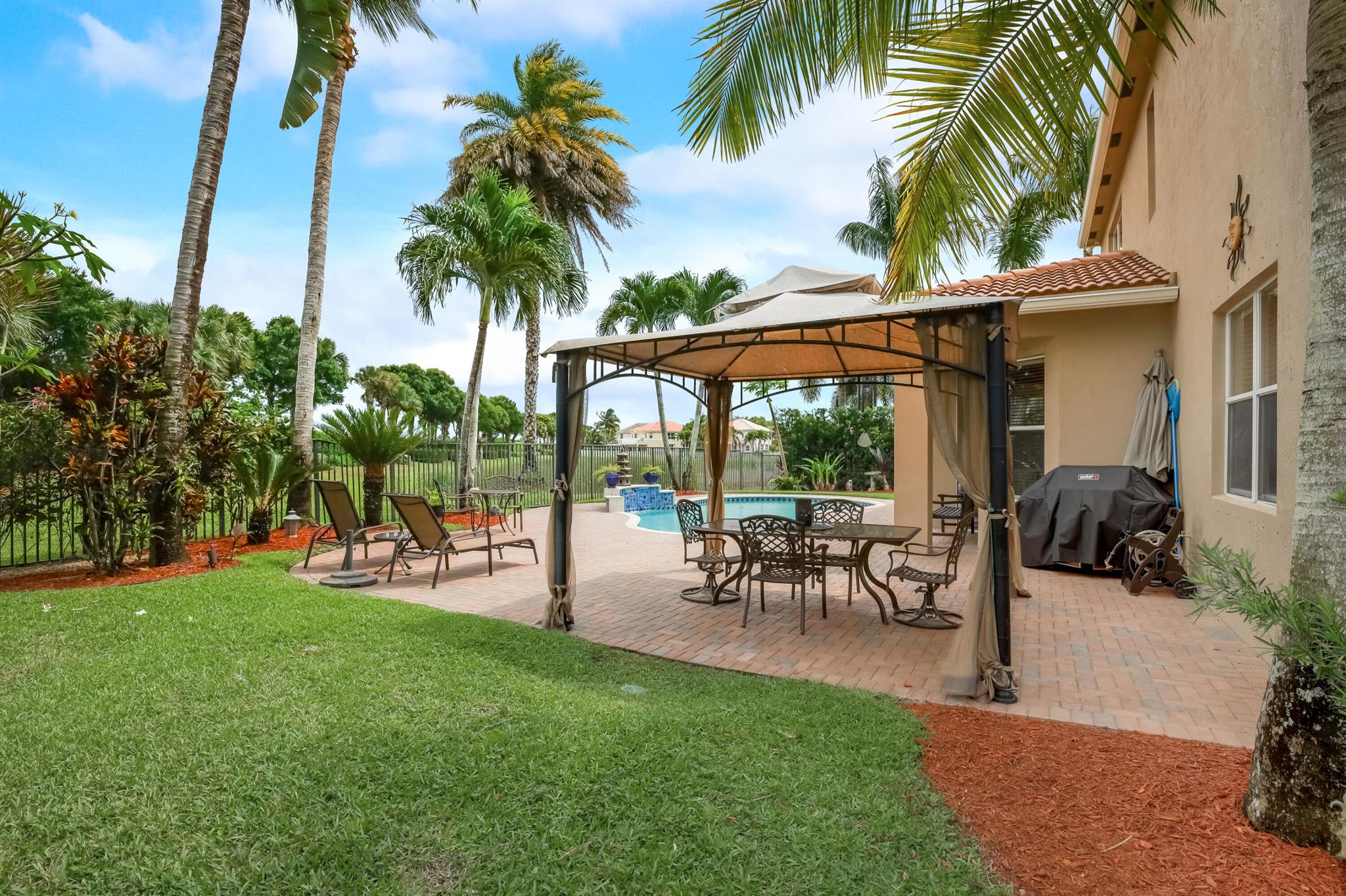 8842 Cobblestone Point Circle