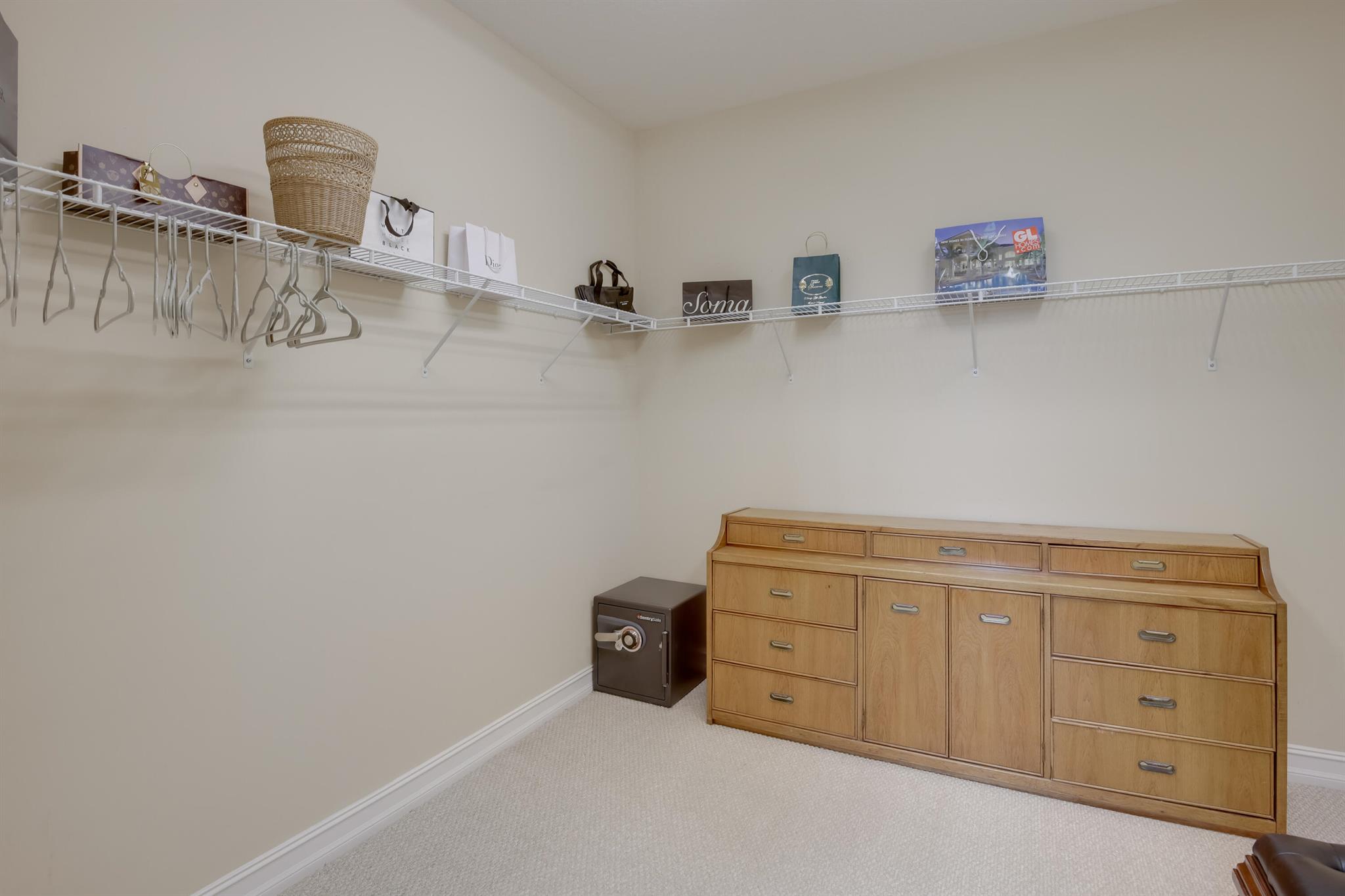 8842 Cobblestone Point Circle