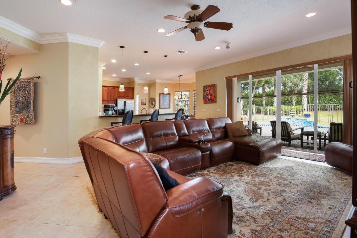 8842 Cobblestone Point Circle