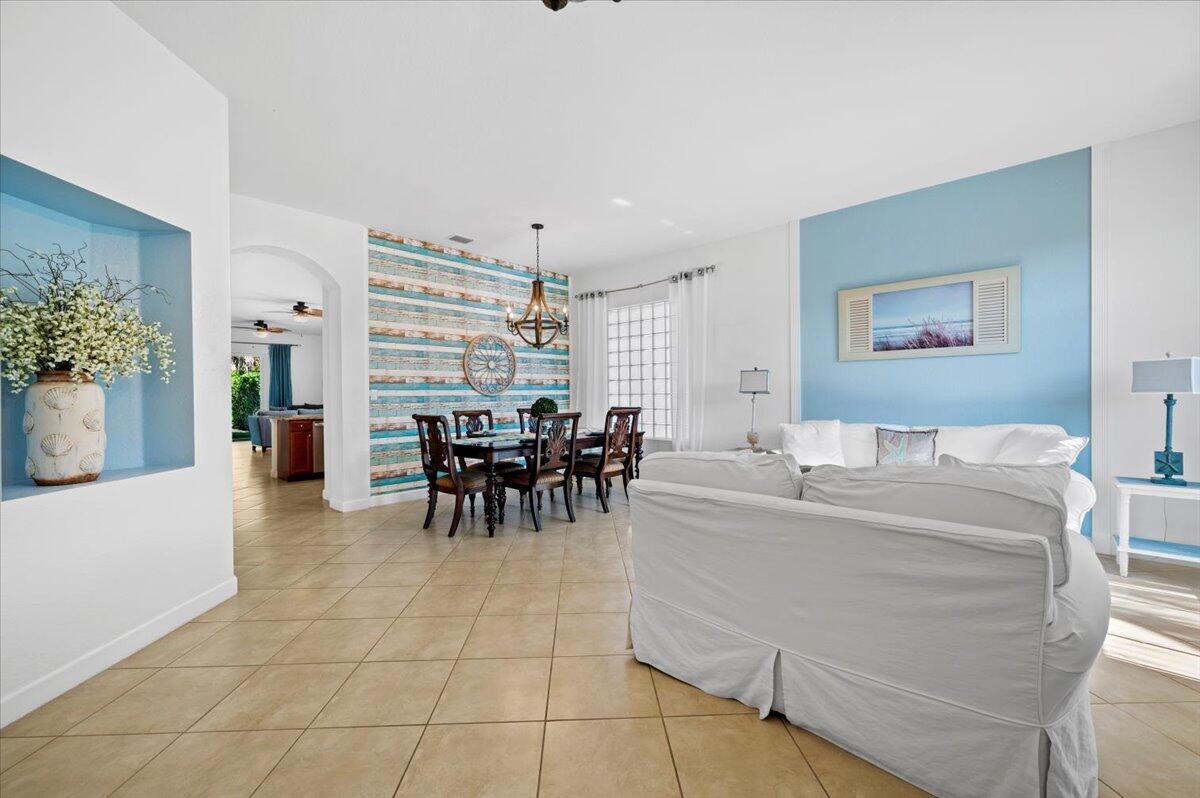 4611 Willow Basin Way