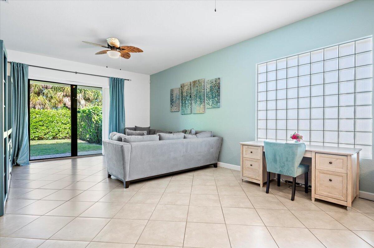 4611 Willow Basin Way