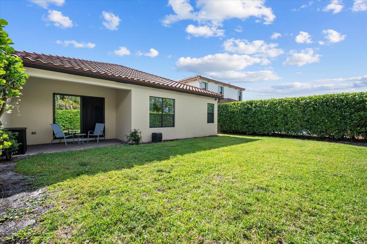 4611 Willow Basin Way