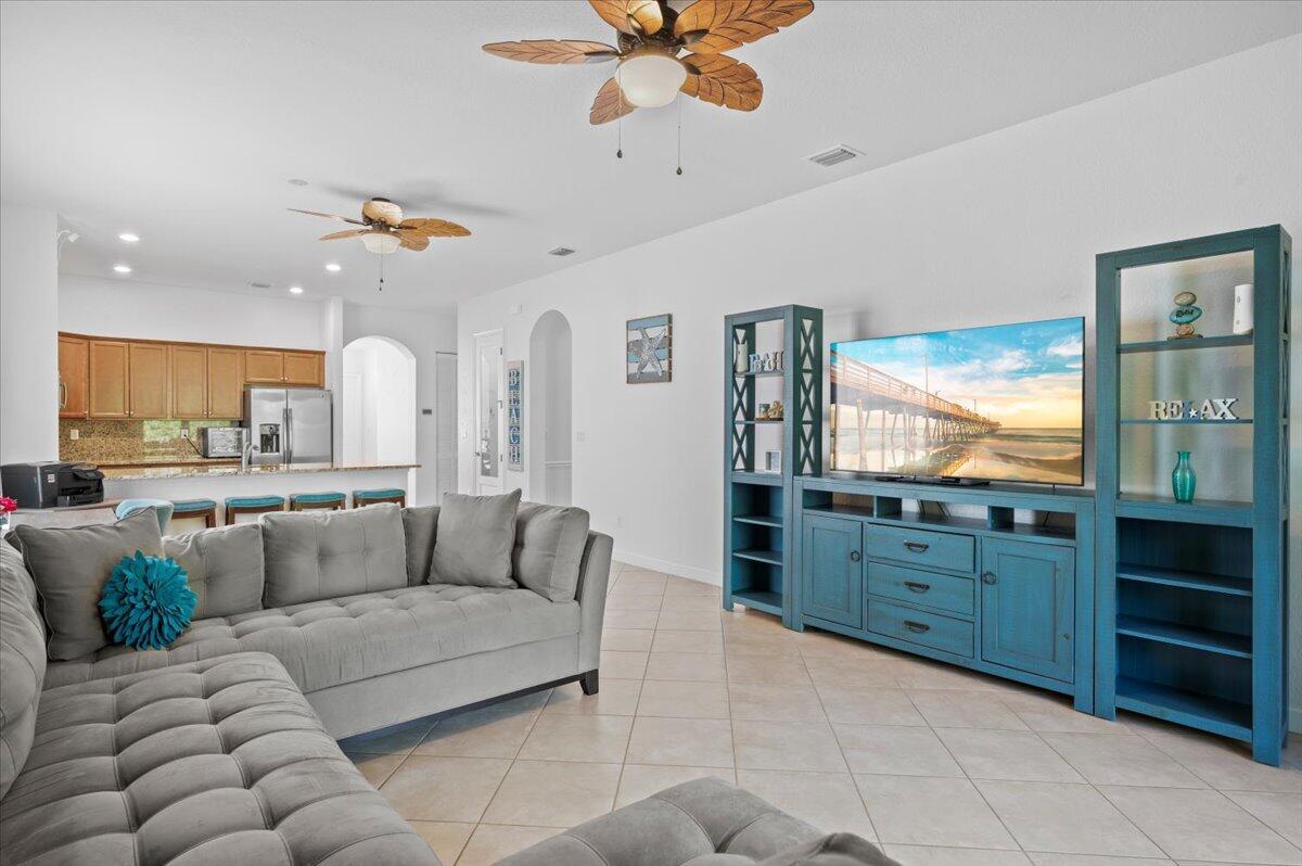 4611 Willow Basin Way