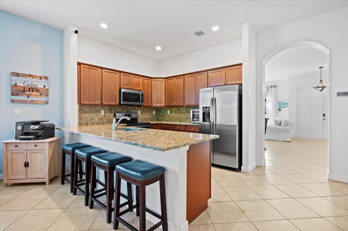 4611 Willow Basin Way