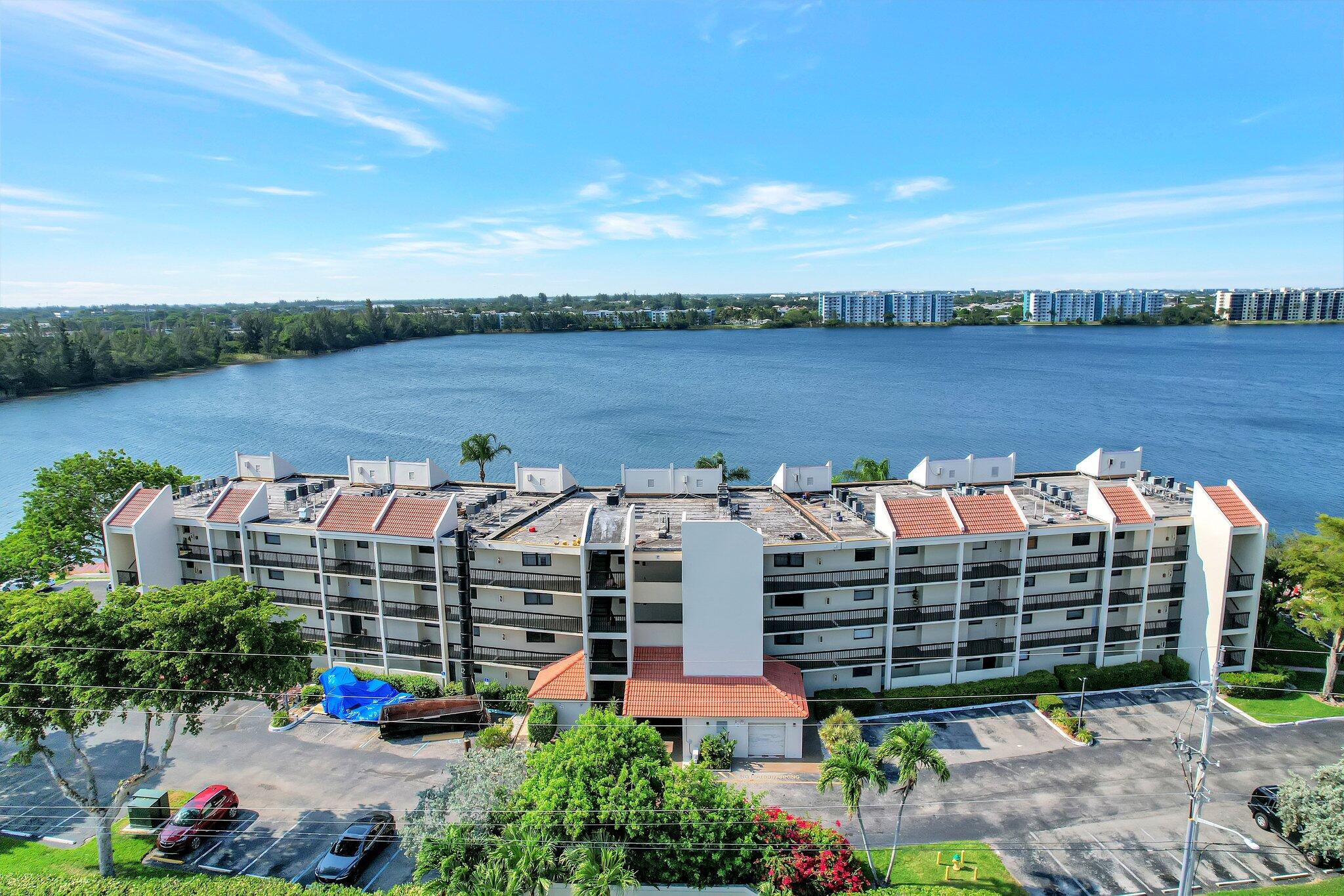 118 Lake Emerald Drive 410