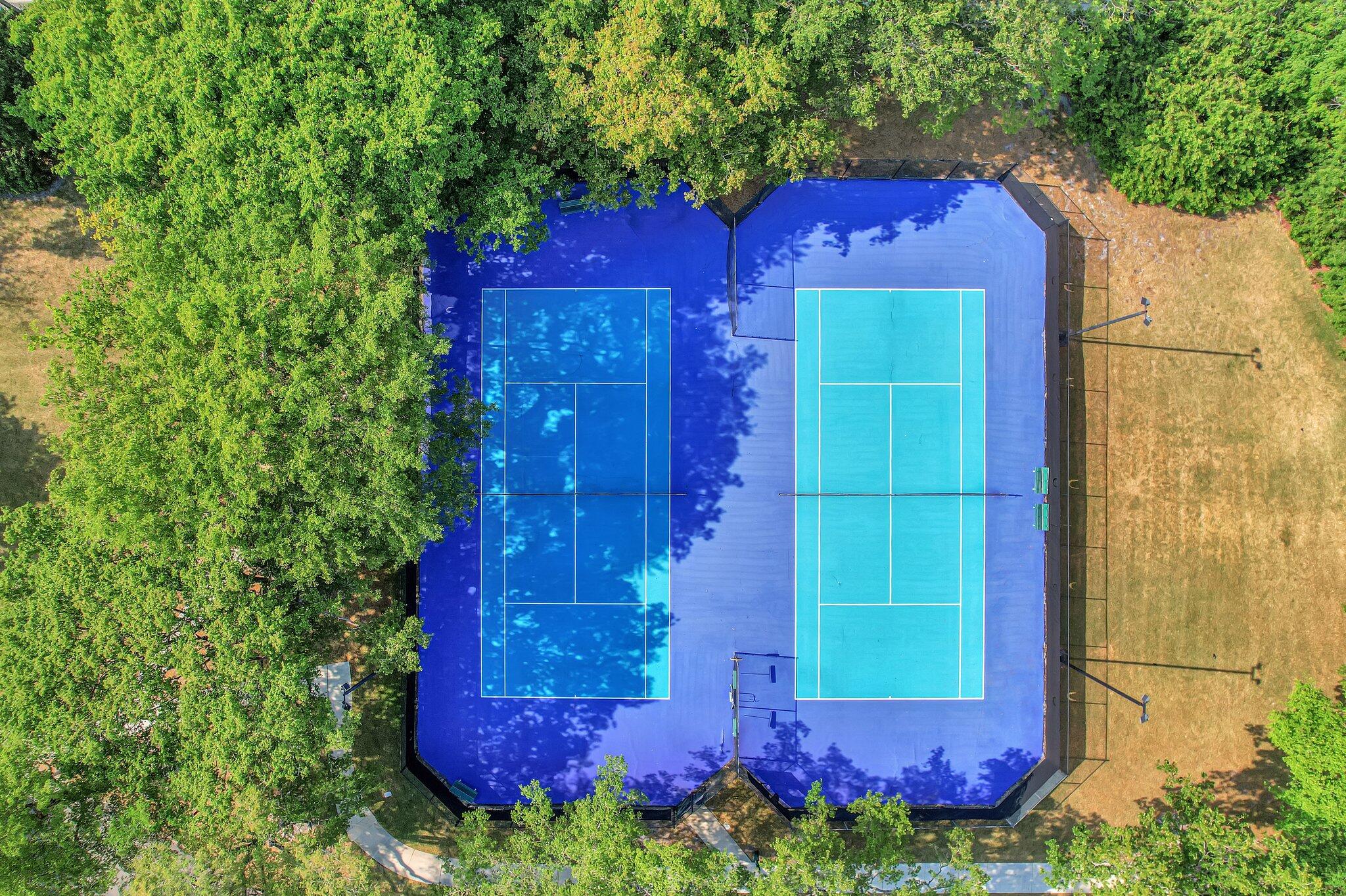 118 Lake Emerald Drive 410