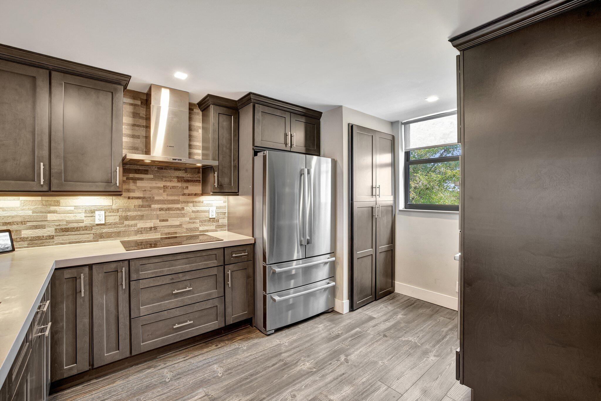 118 Lake Emerald Drive 410