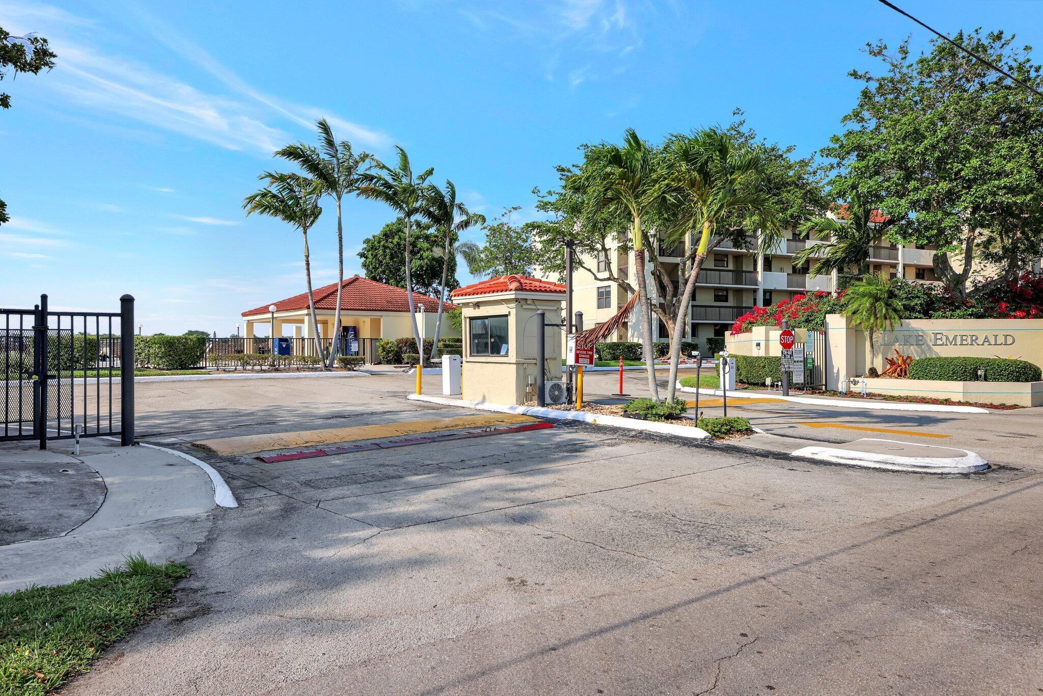 118 Lake Emerald Drive 410