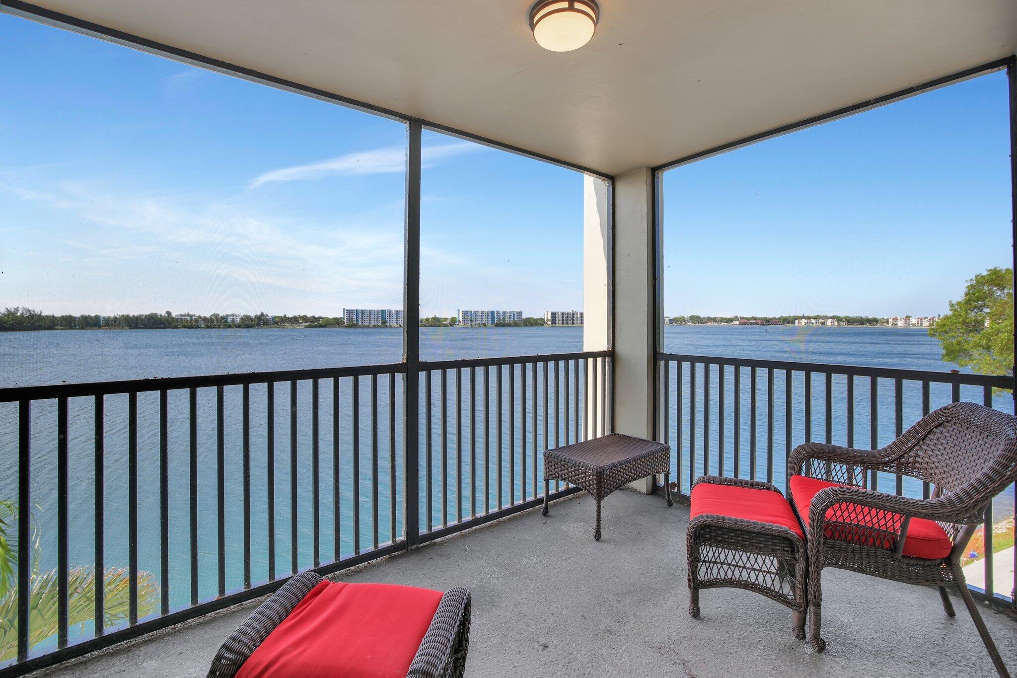 118 Lake Emerald Drive 410