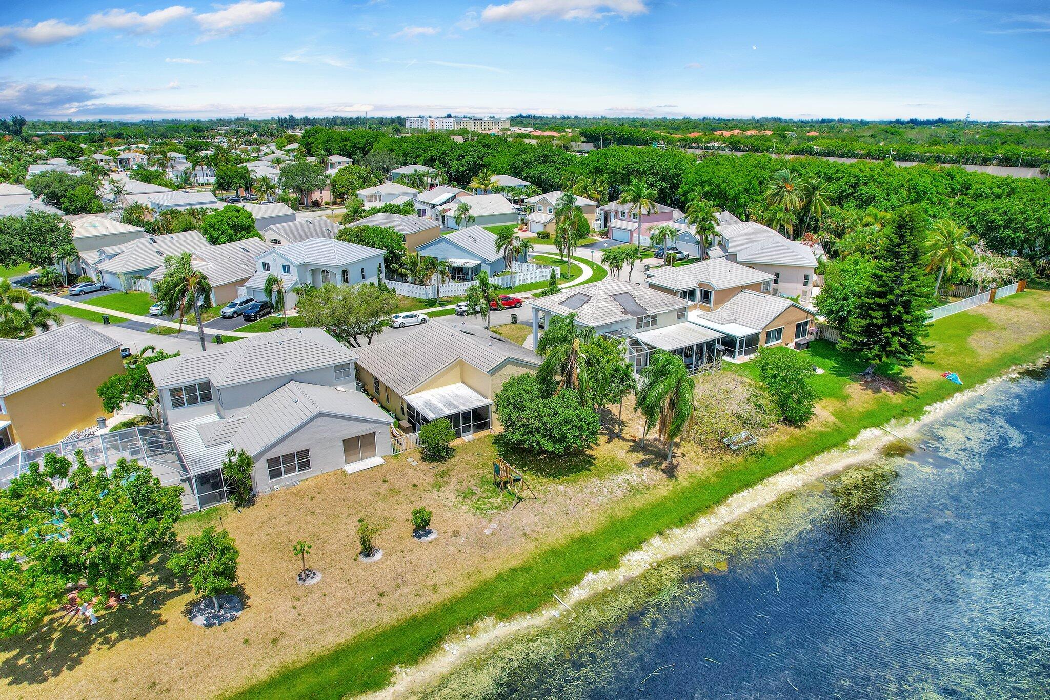 5414 NW 52nd Avenue NW