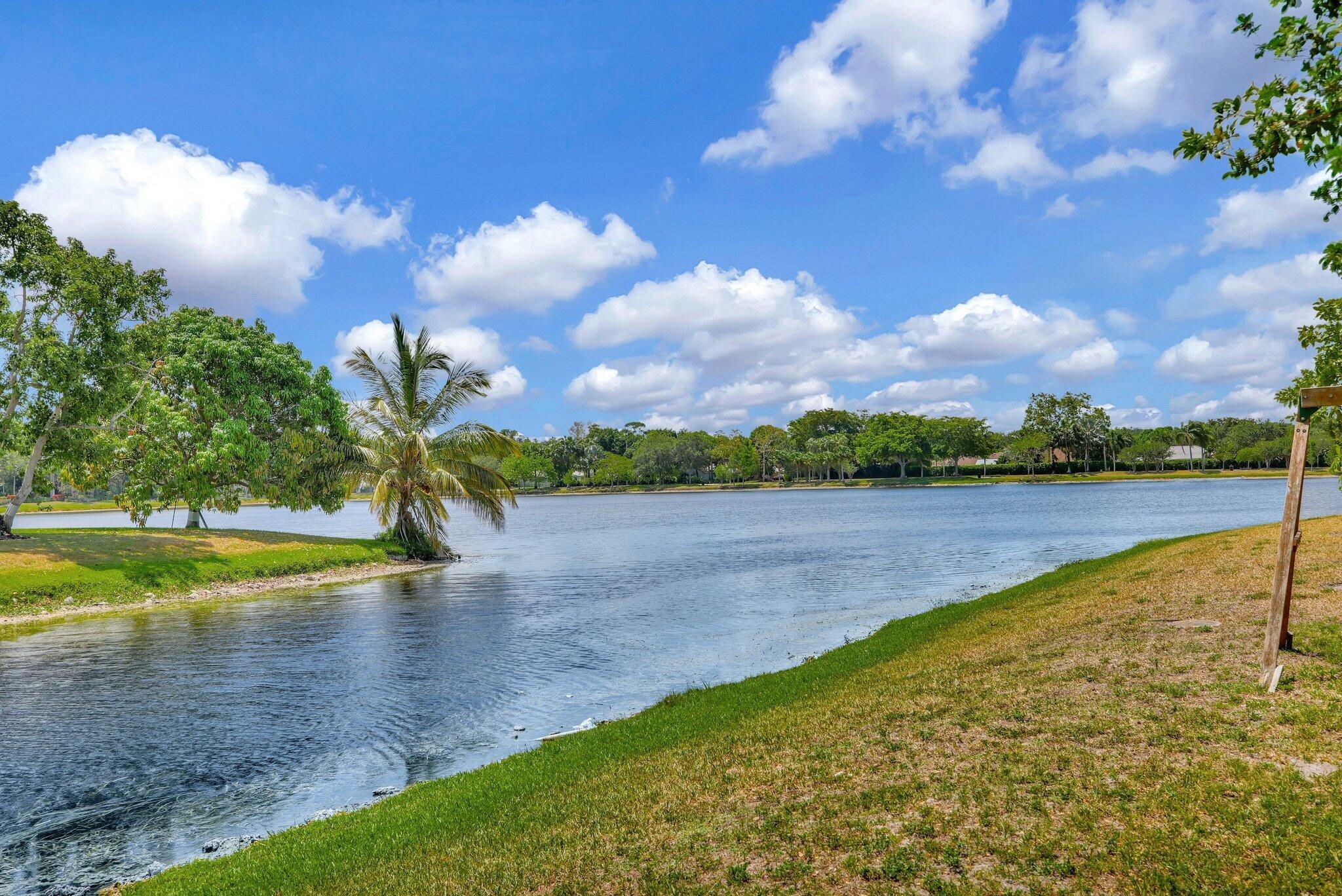 5414 NW 52nd Avenue NW