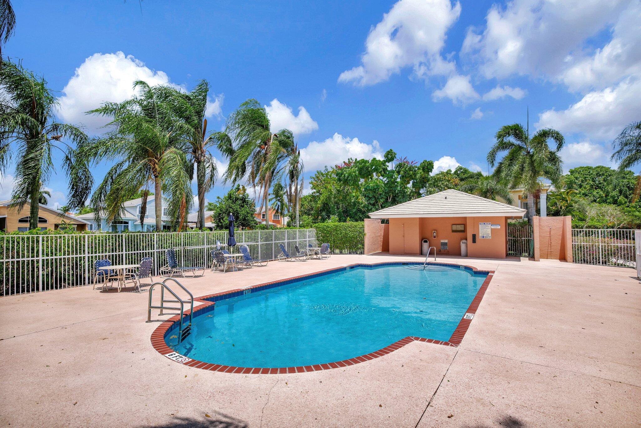 5414 NW 52nd Avenue NW