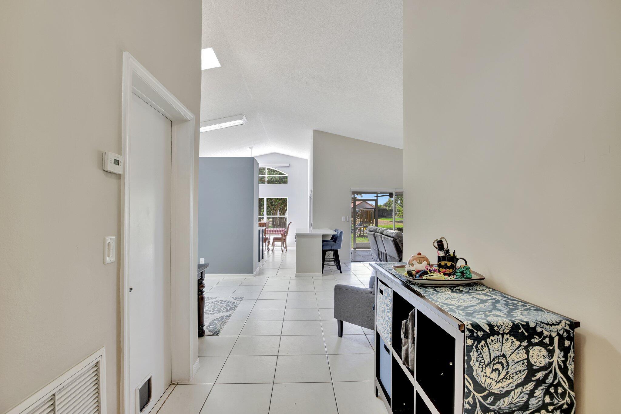 5414 NW 52nd Avenue NW