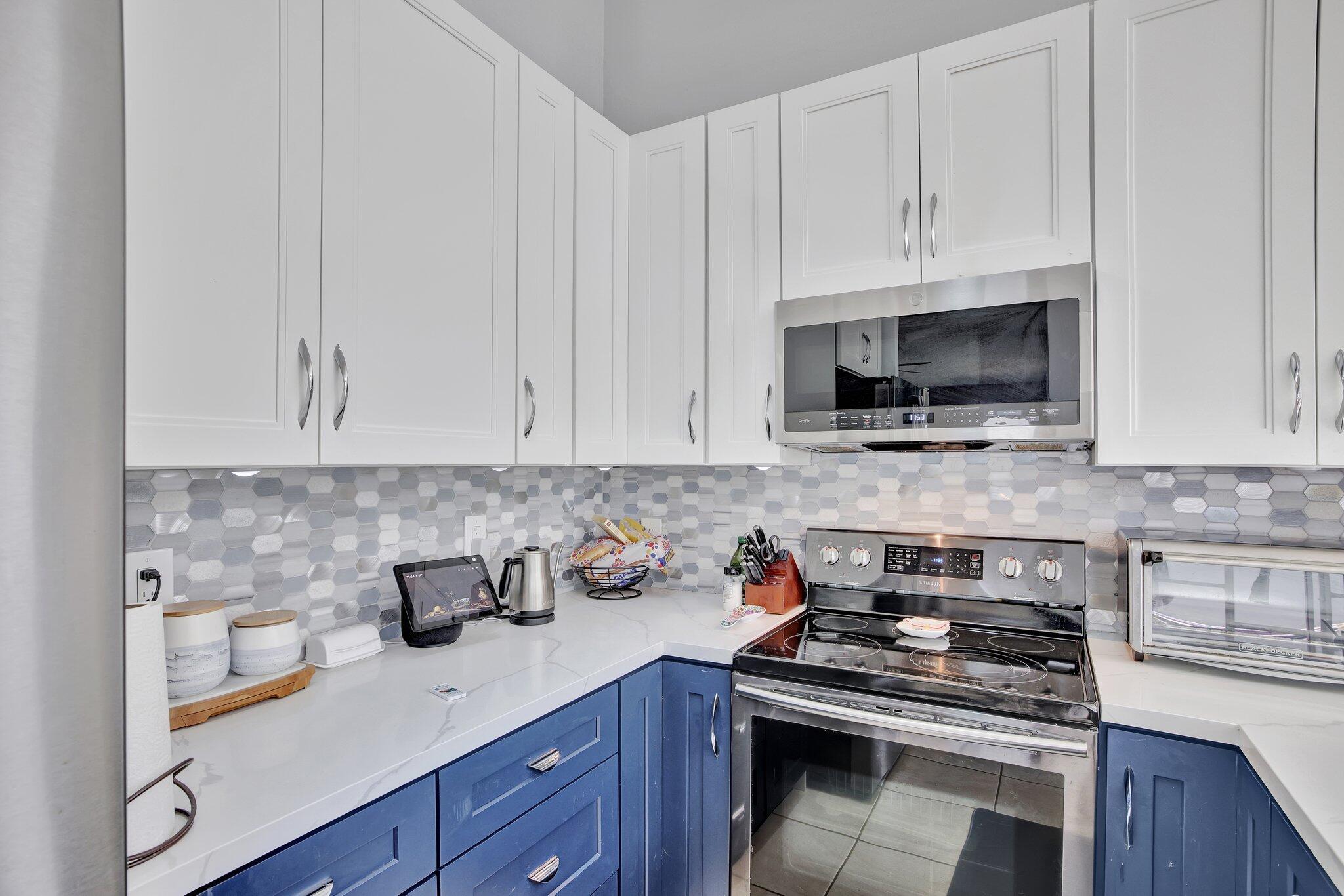 5414 NW 52nd Avenue NW