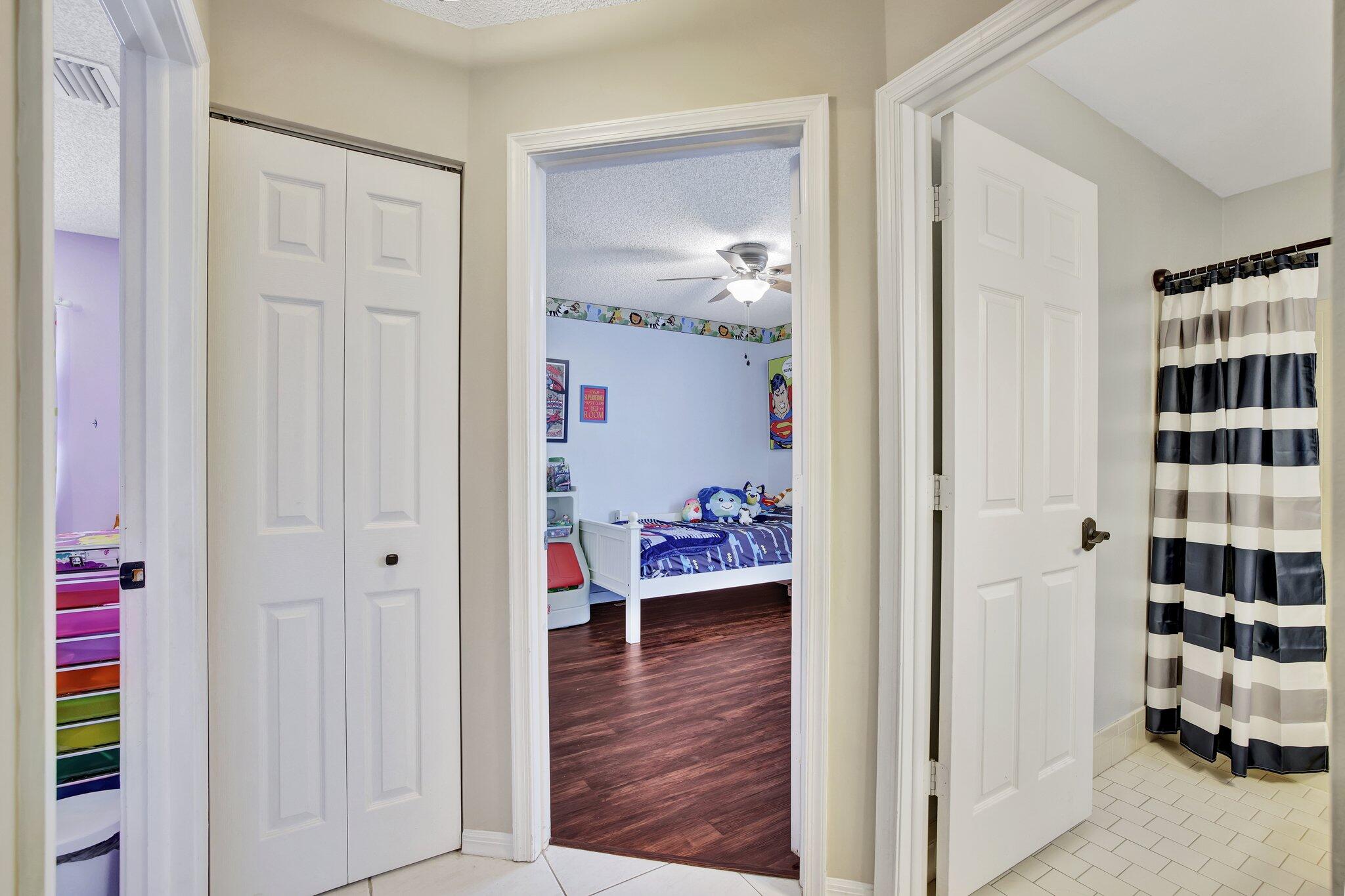 5414 NW 52nd Avenue NW