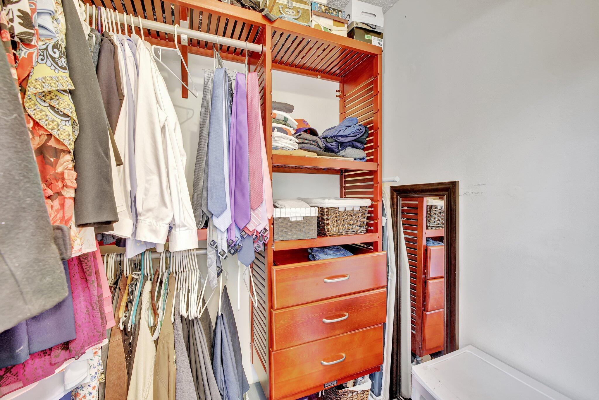 5414 NW 52nd Avenue NW