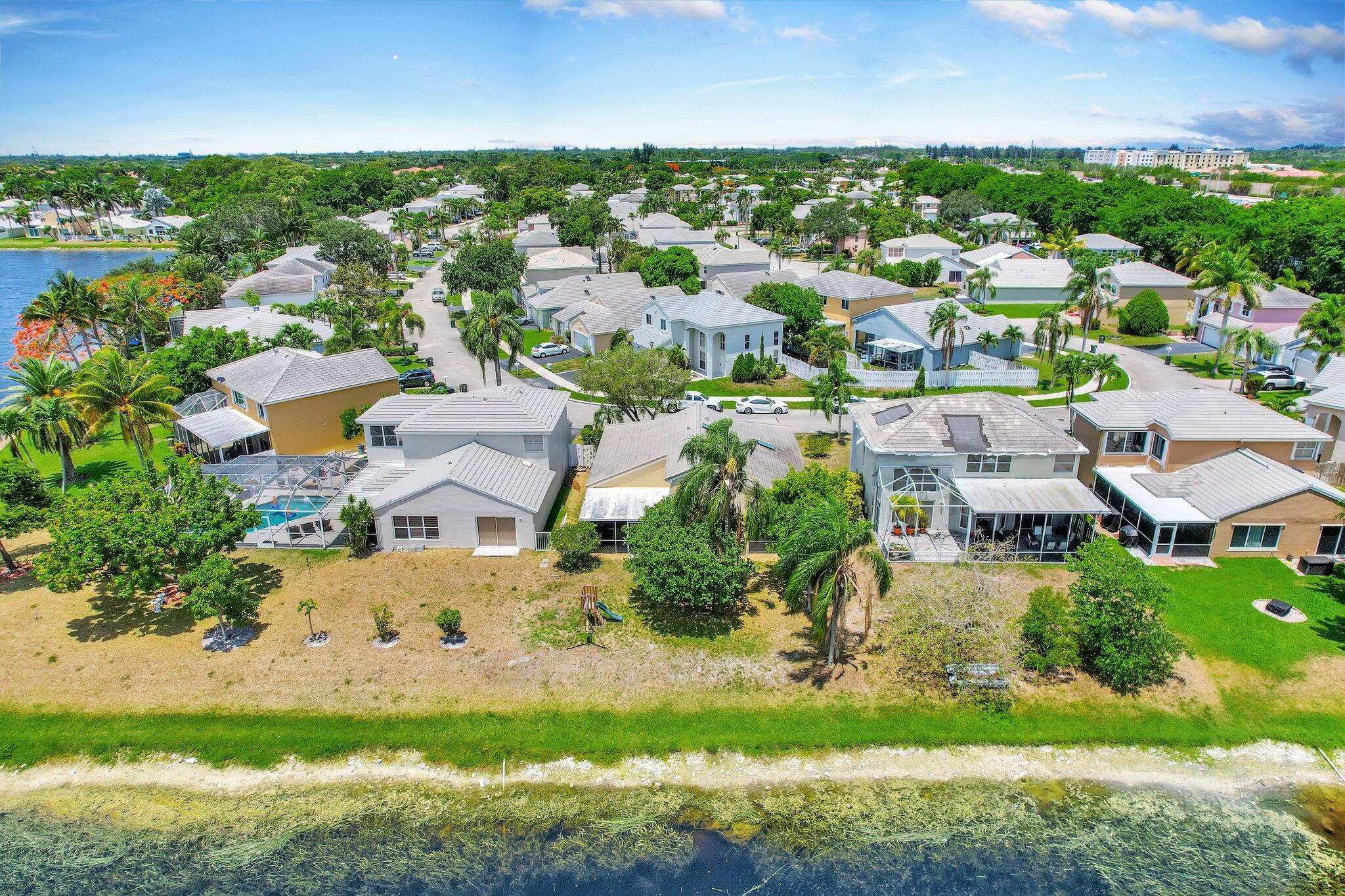 5414 NW 52nd Avenue NW