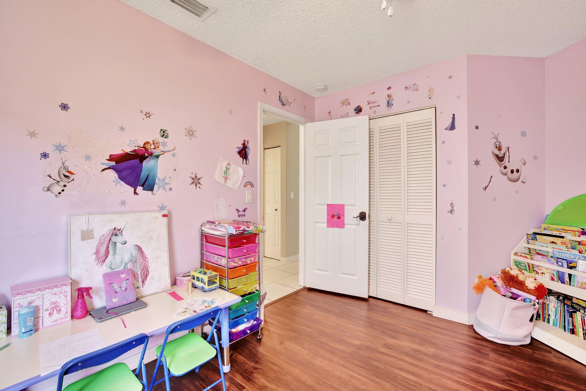 5414 NW 52nd Avenue NW