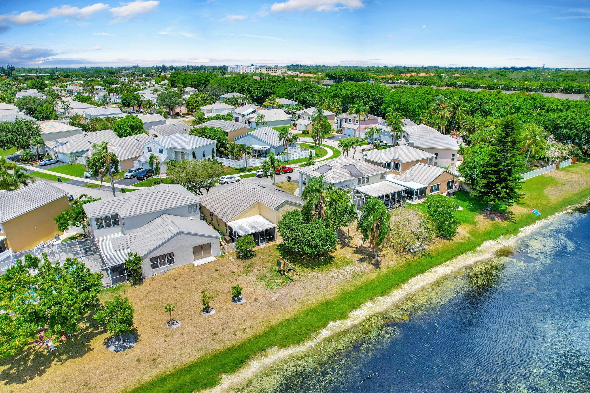 5414 NW 52nd Avenue NW