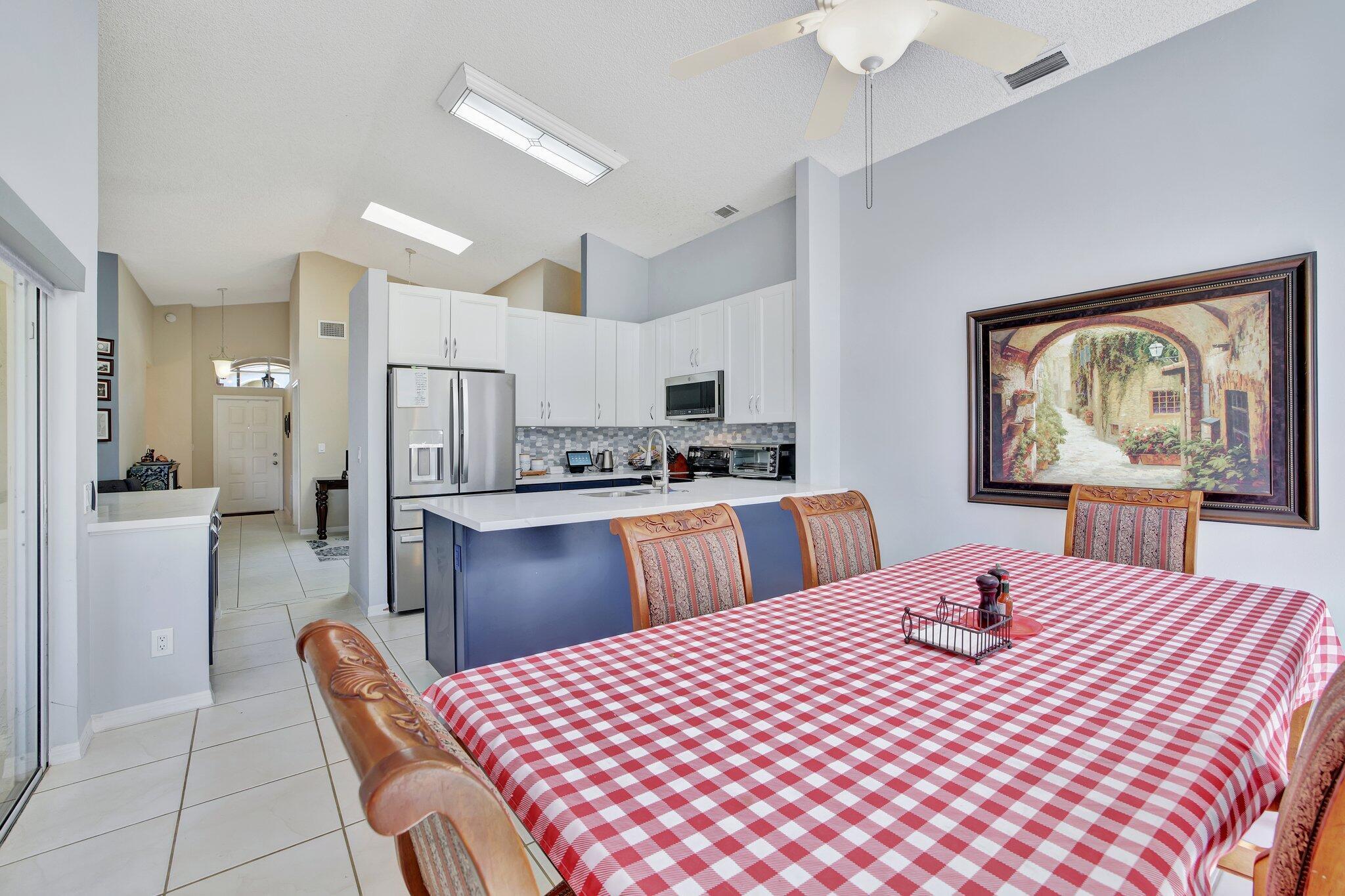 5414 NW 52nd Avenue NW