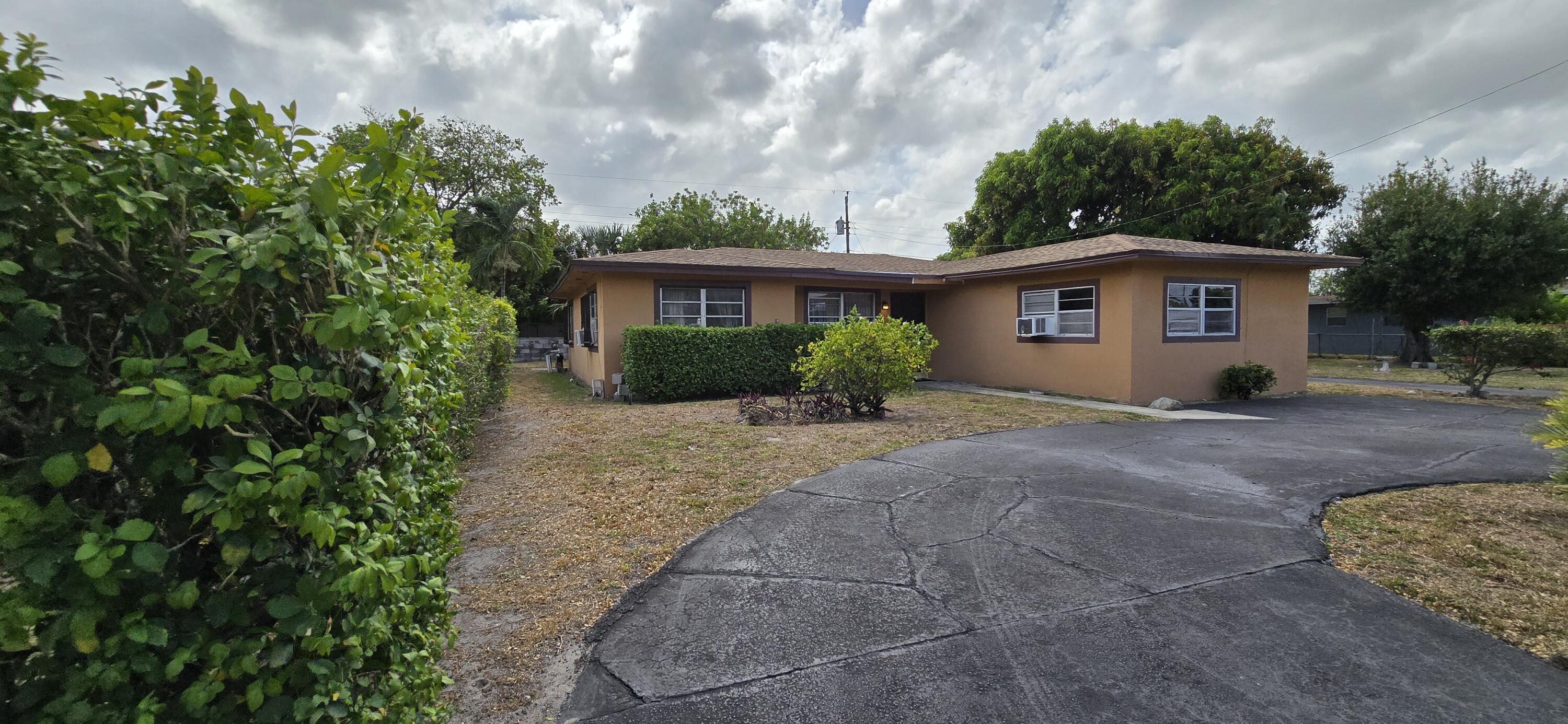 1221 NW 30th Avenue NW