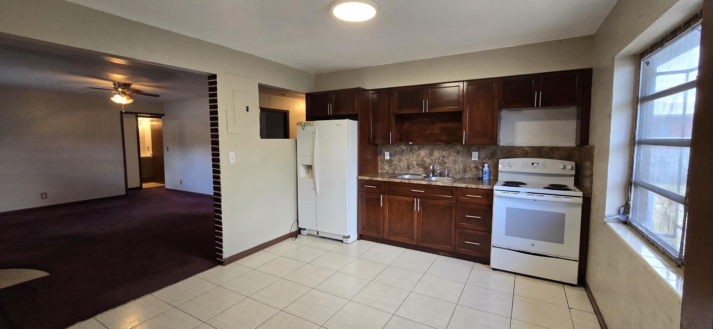 1221 NW 30th Avenue NW