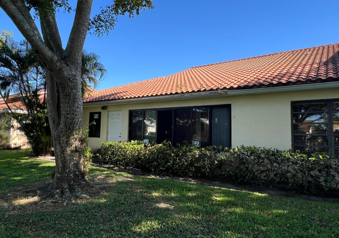 10751 Ladypalm Lane B