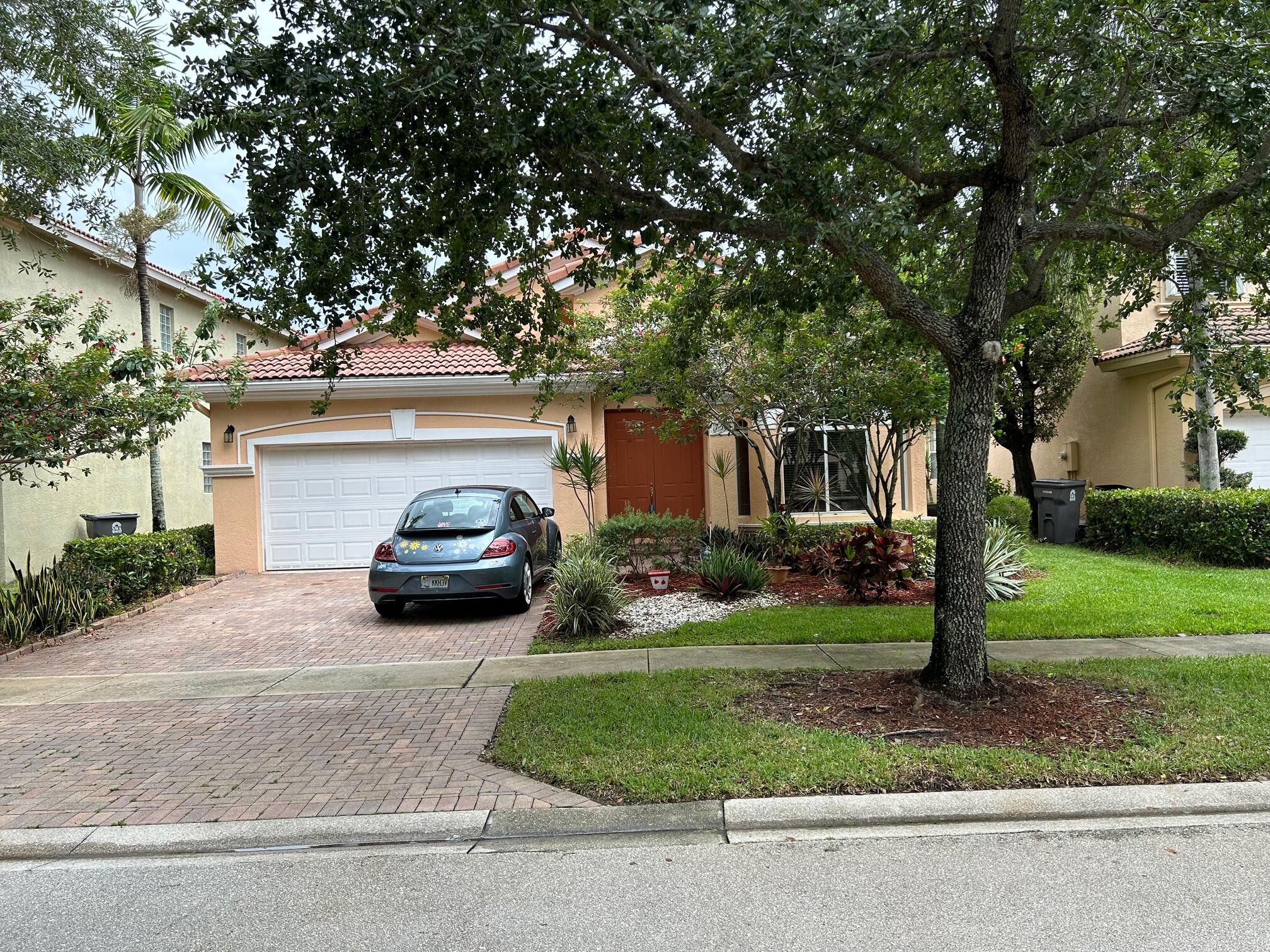 759 Gazetta Way