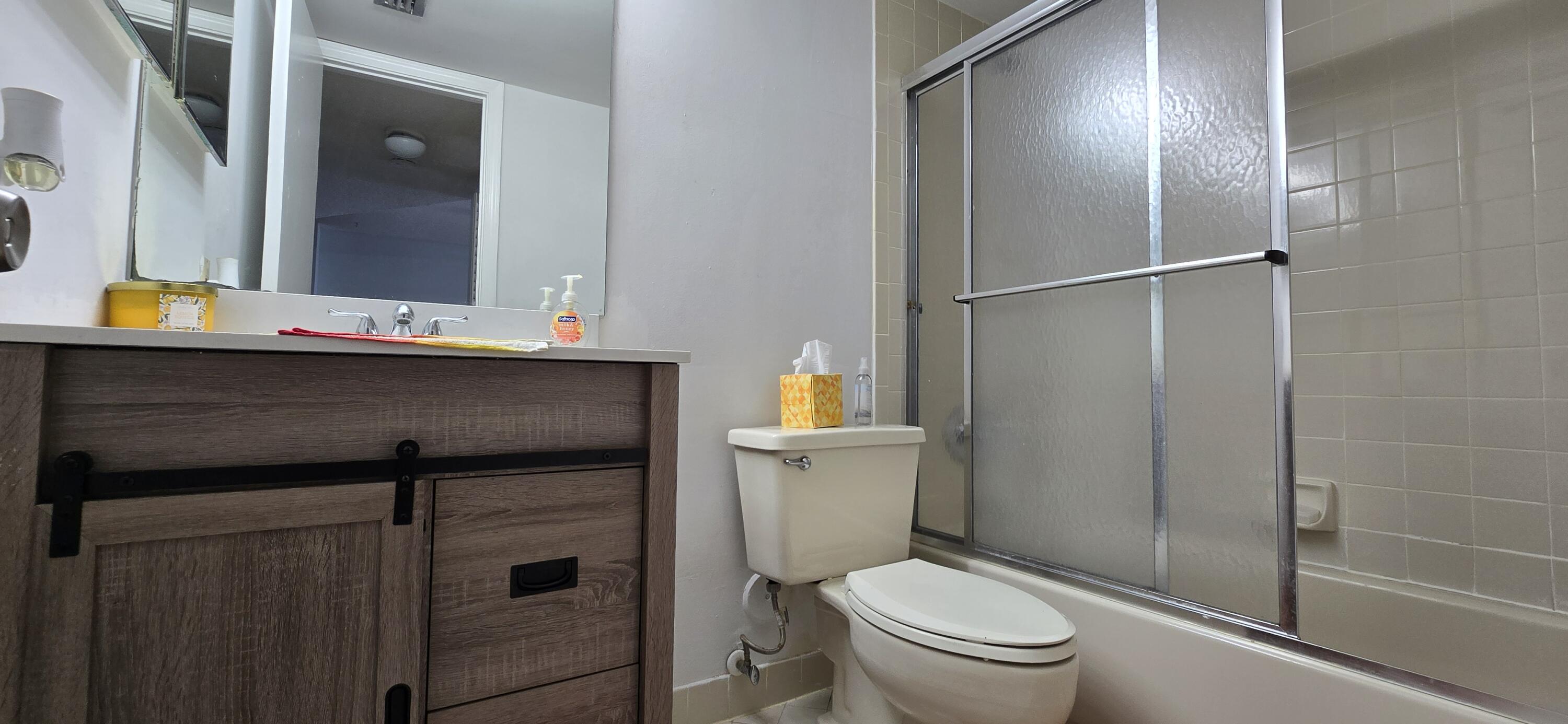 118 Lake Emerald Drive 108