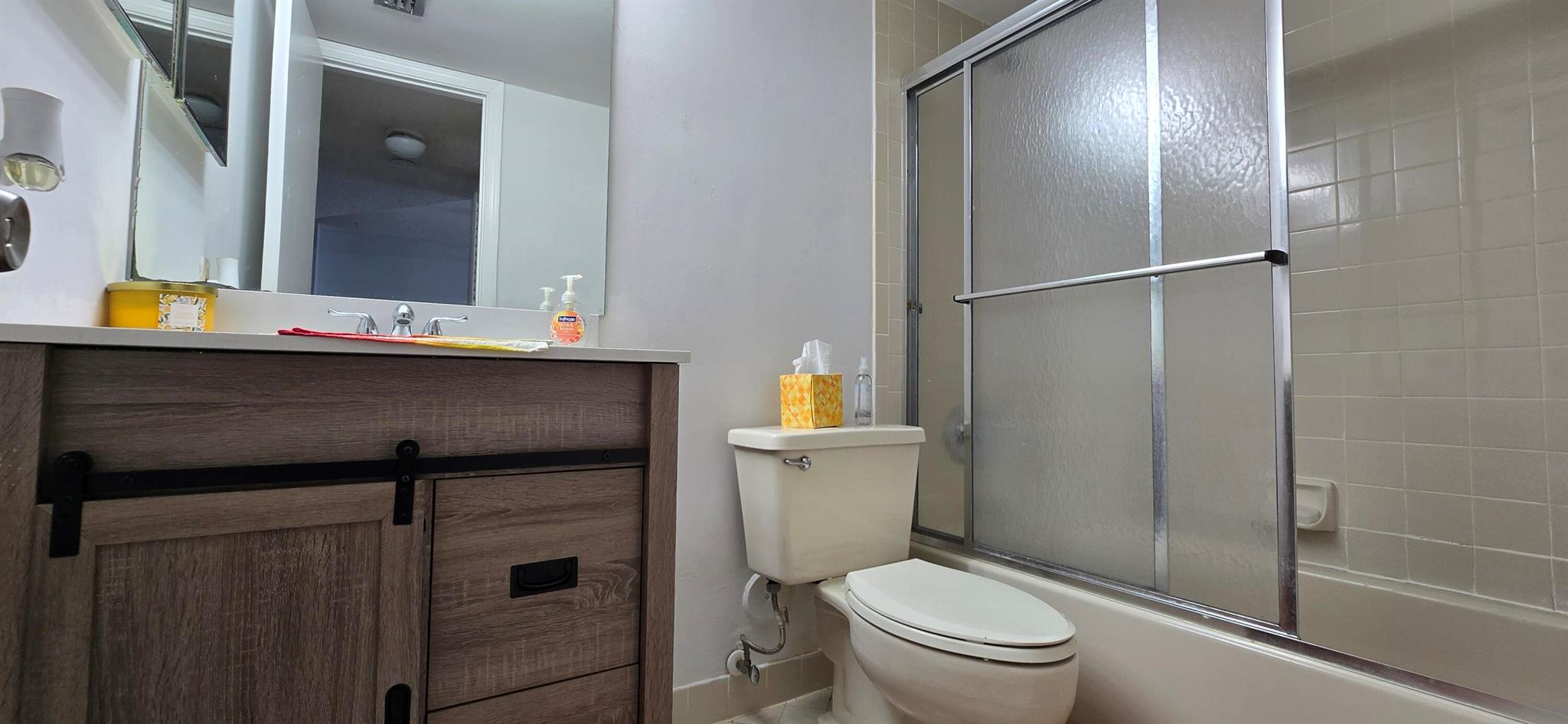 118 Lake Emerald Drive 108