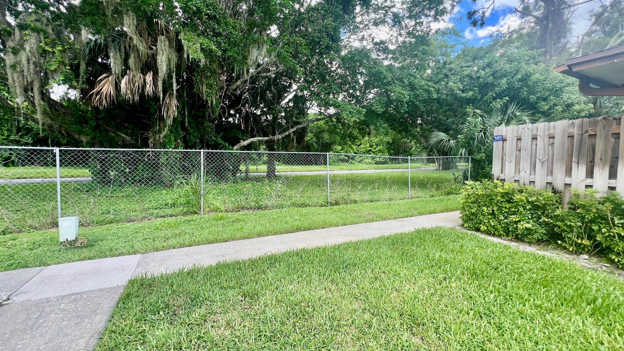 4272 Woodstock Drive D